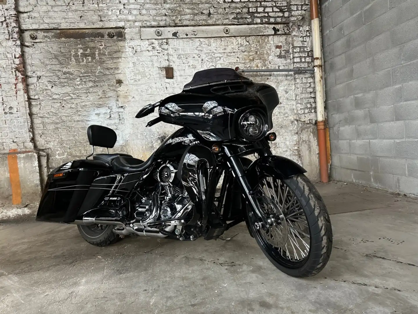 Harley-Davidson Street Glide special TOURING Zwart - 1