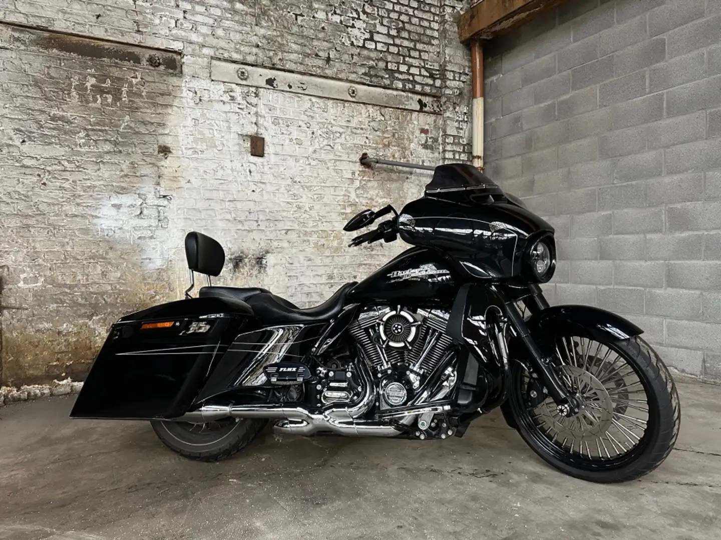 Harley-Davidson Street Glide special TOURING Zwart - 2