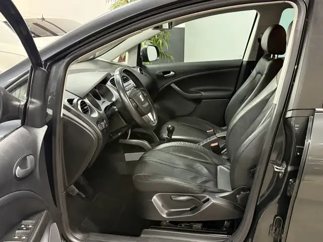 Seat Altea view 5
