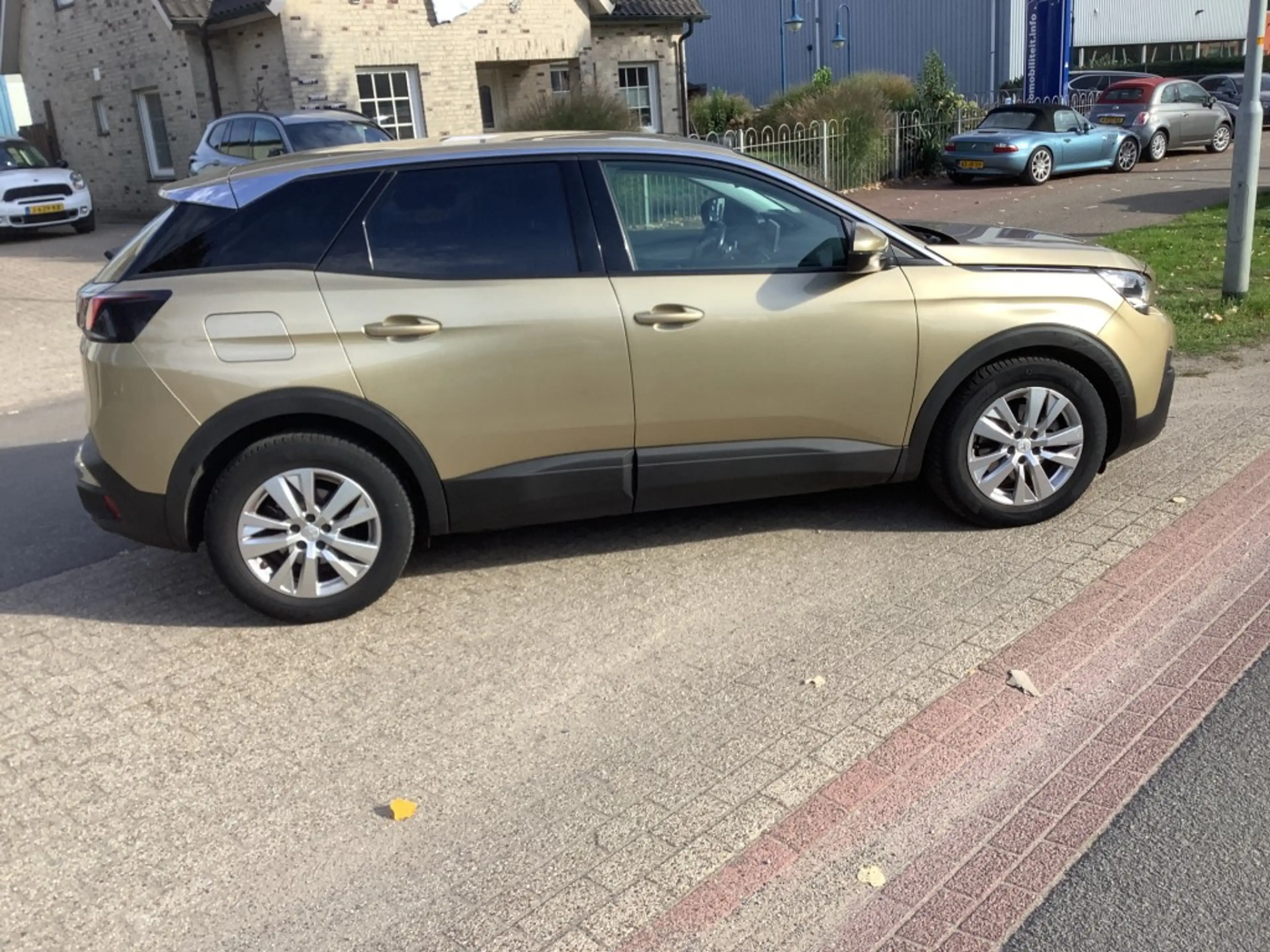 Peugeot 3008 1.2 PURETECH ALLURE Automaat — photo 7