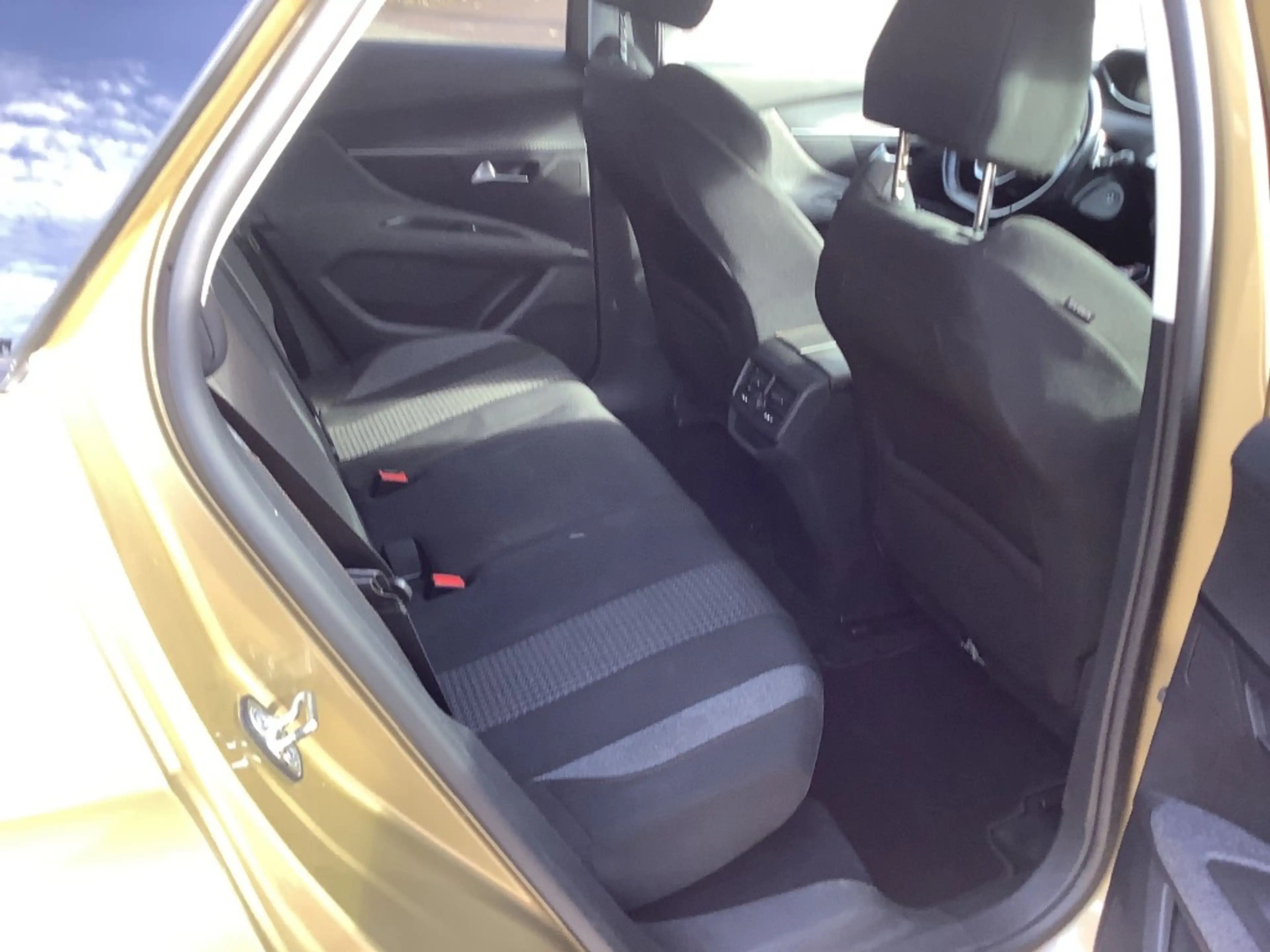 Peugeot 3008 1.2 PURETECH ALLURE Automaat — photo 10