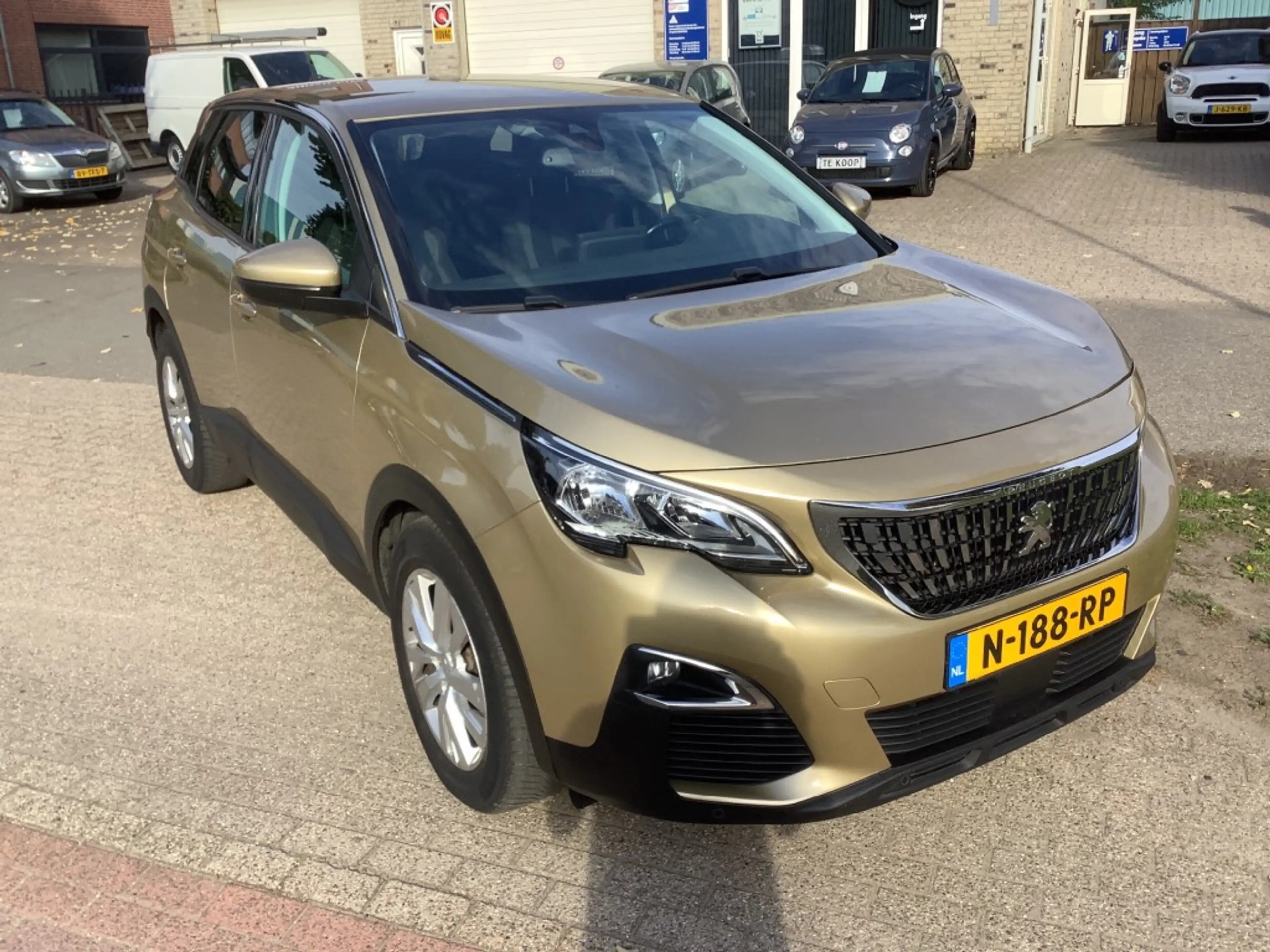 Peugeot 3008 1.2 PURETECH ALLURE Automaat — photo 8
