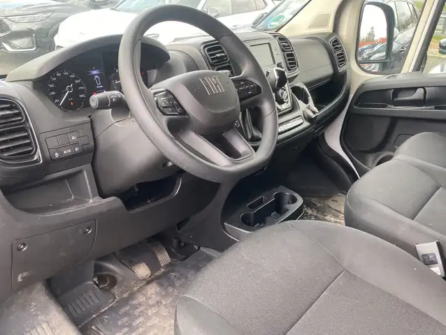 Fiat Ducato view 12