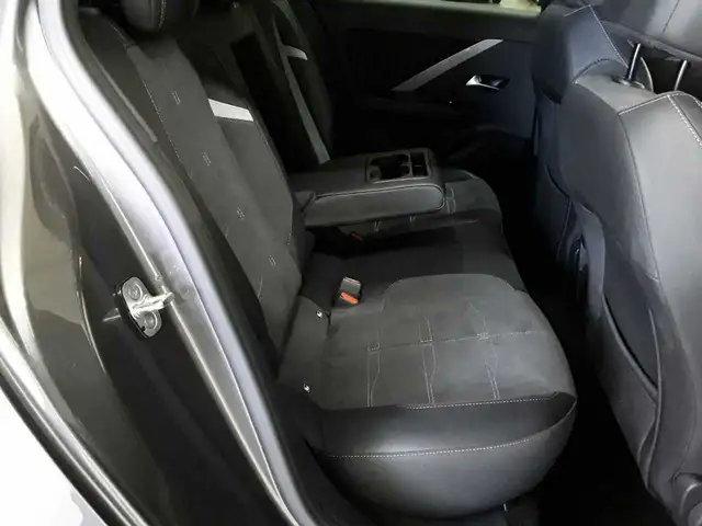 Opel Astra view 14
