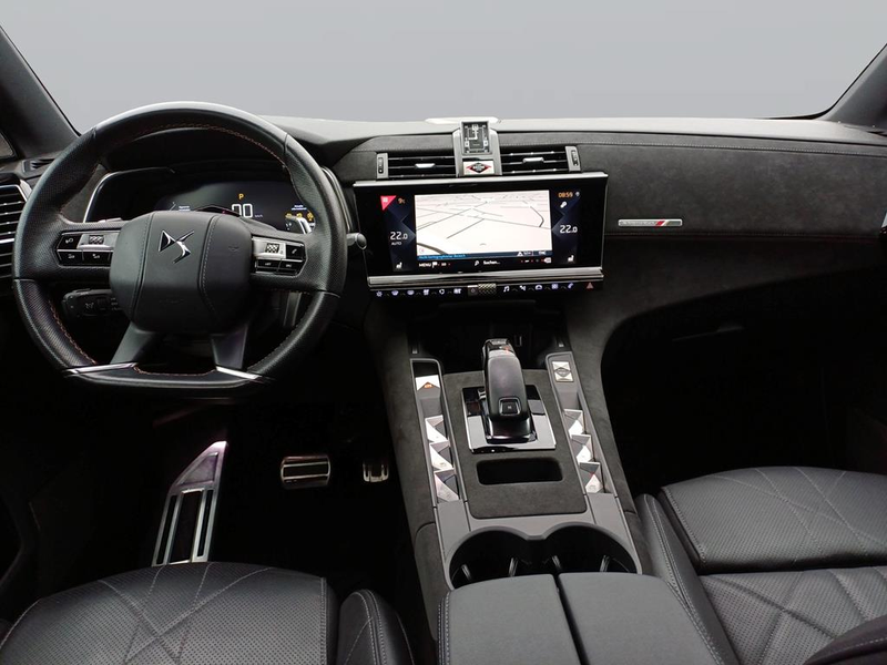 DS Automobiles DS 7 Crossback Performance Line + — photo 9