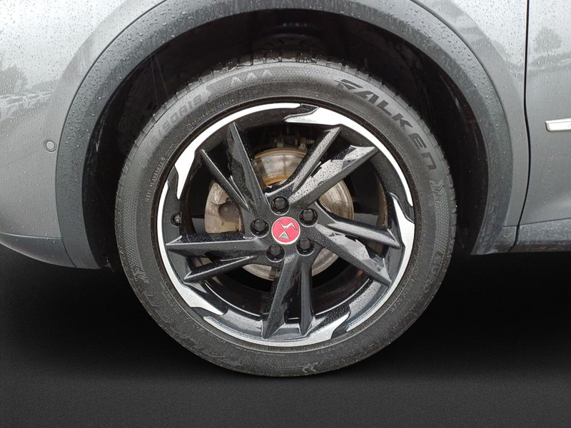 DS Automobiles DS 7 Crossback Performance Line + — photo 7