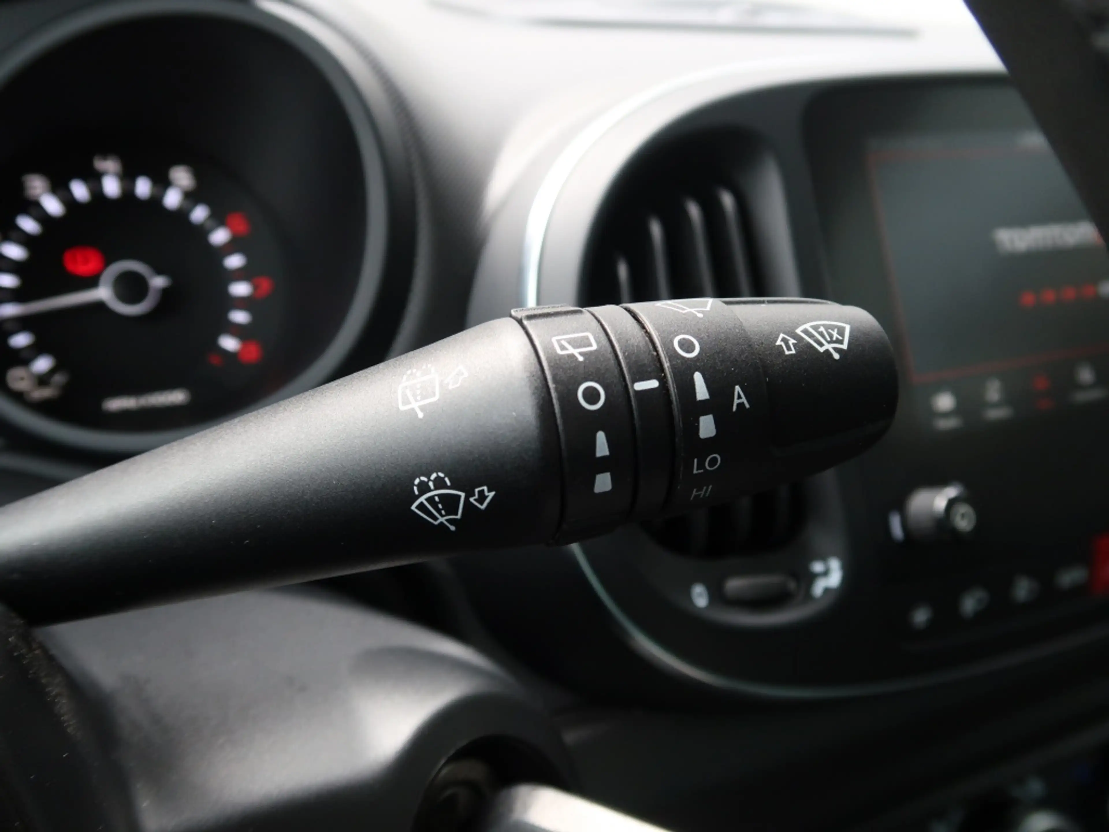 Fiat 500L 0.9 TwinAir Cross | Trekhaak | Navigatie | Camera — photo 14