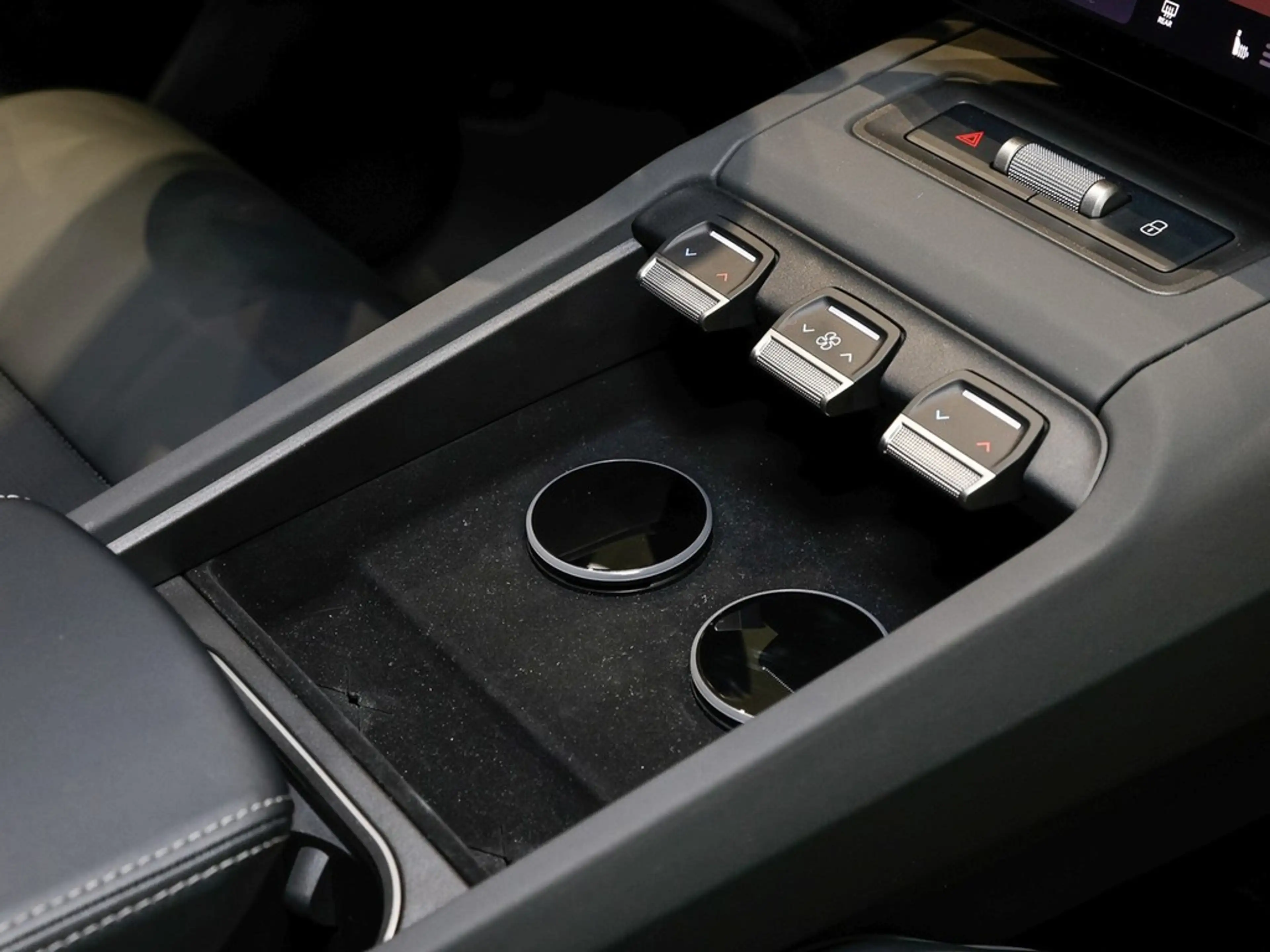 Skoda Peaq Selection 90 210 kW 1-Gang Automatik — photo 9