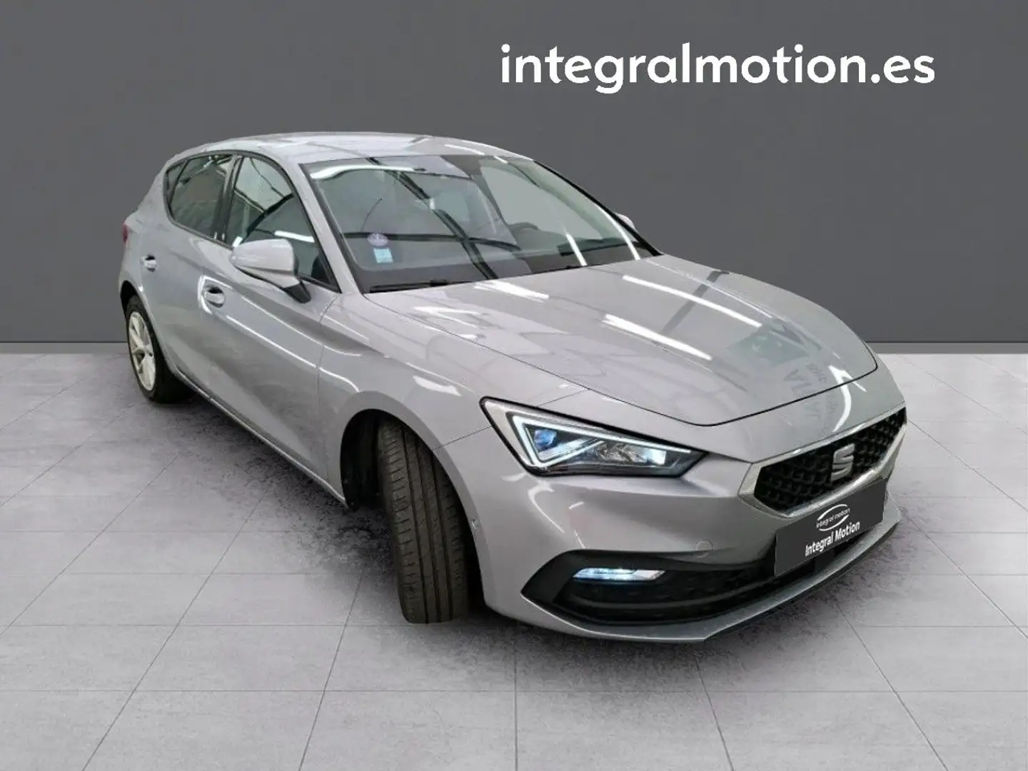 SEAT Leon 1.0 TSI 81kW S&S Style Gris - 2