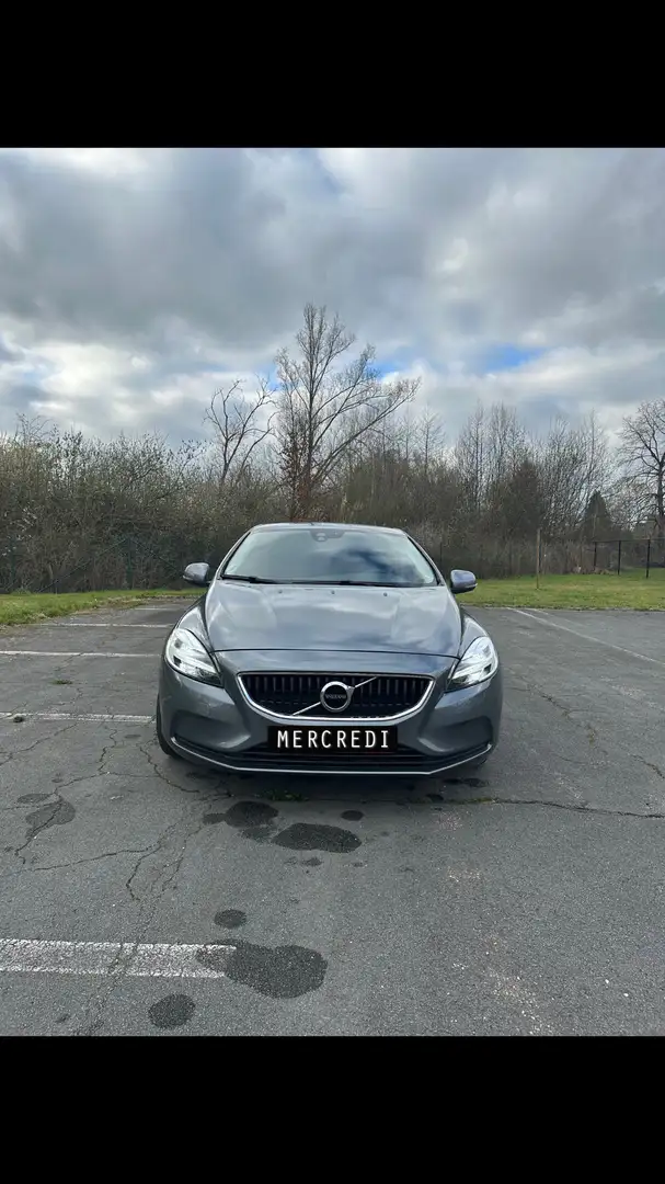 Volvo V40 2.0 D2 Eco R-Design Geartronic - 1