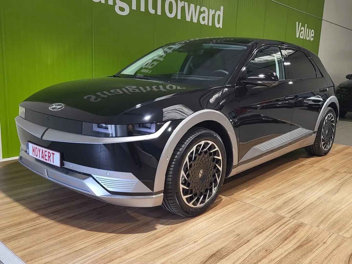 Hyundai IONIQ 5 77 kWh AWD Balance 20" | -27% + 3 JAAR Negro - 2