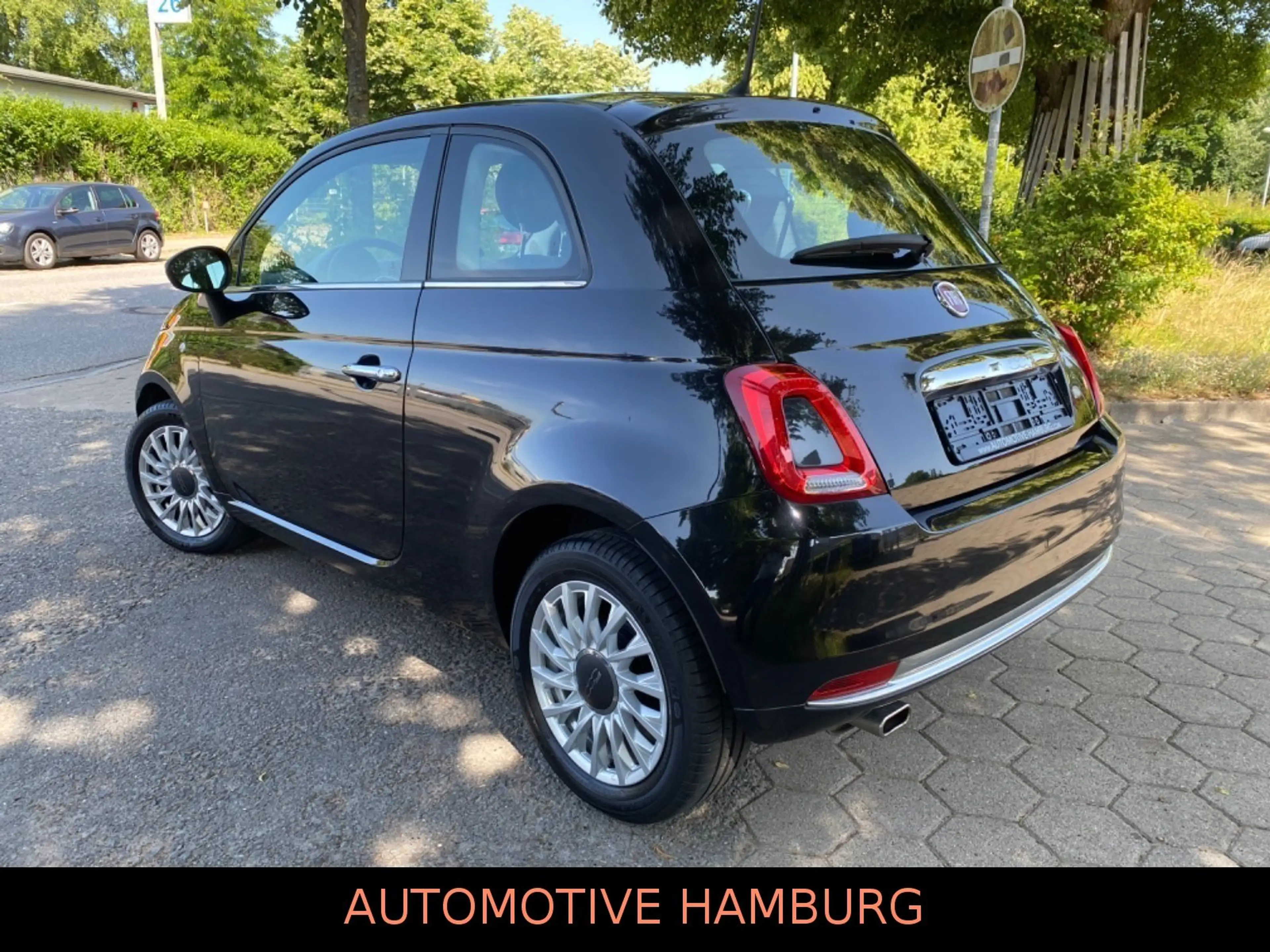 Fiat 500 *DOLCEVITA *Leder*NAVI*PDC*CarPlay*Panorama — photo 5