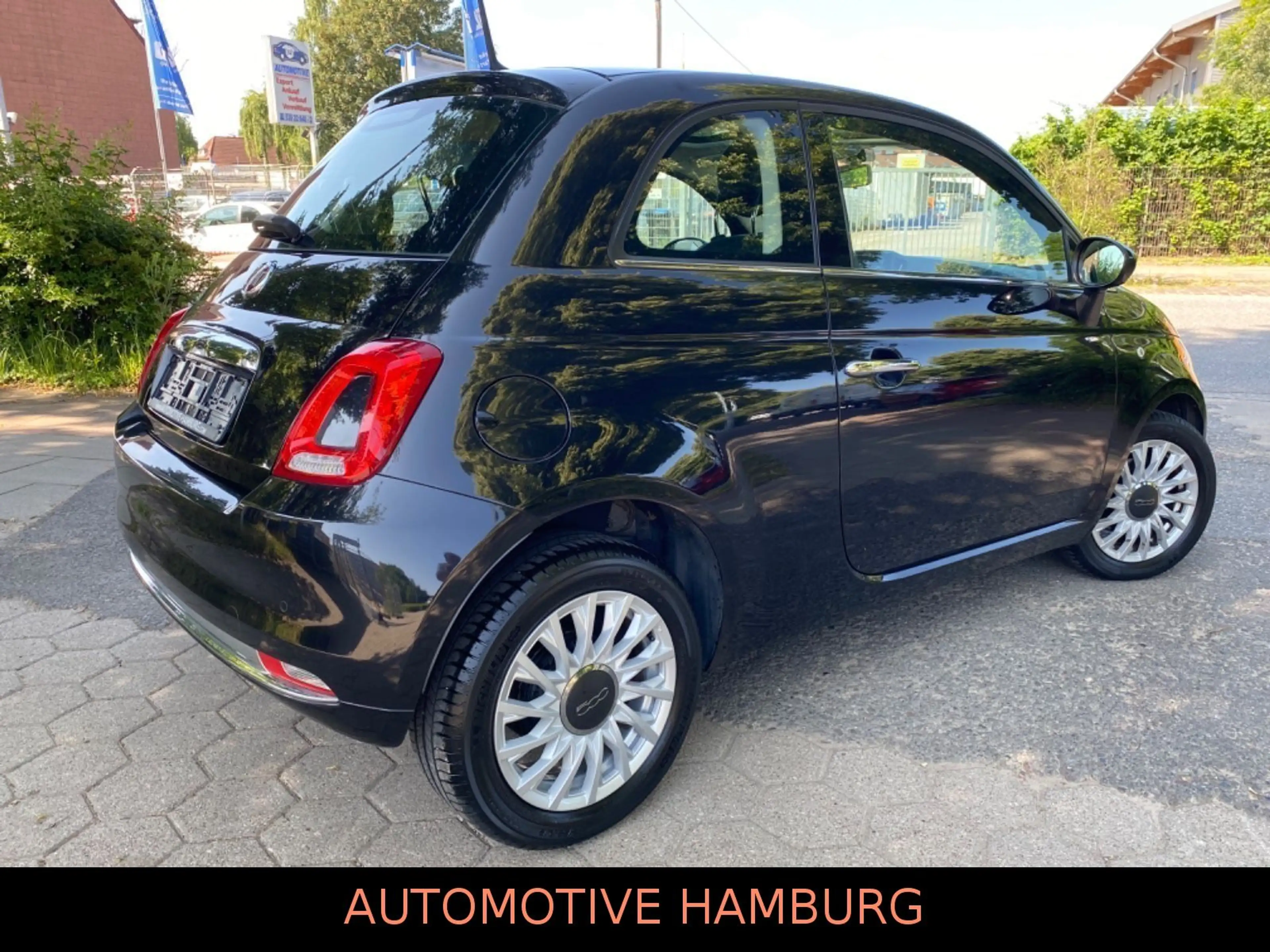 Fiat 500 *DOLCEVITA *Leder*NAVI*PDC*CarPlay*Panorama — photo 3