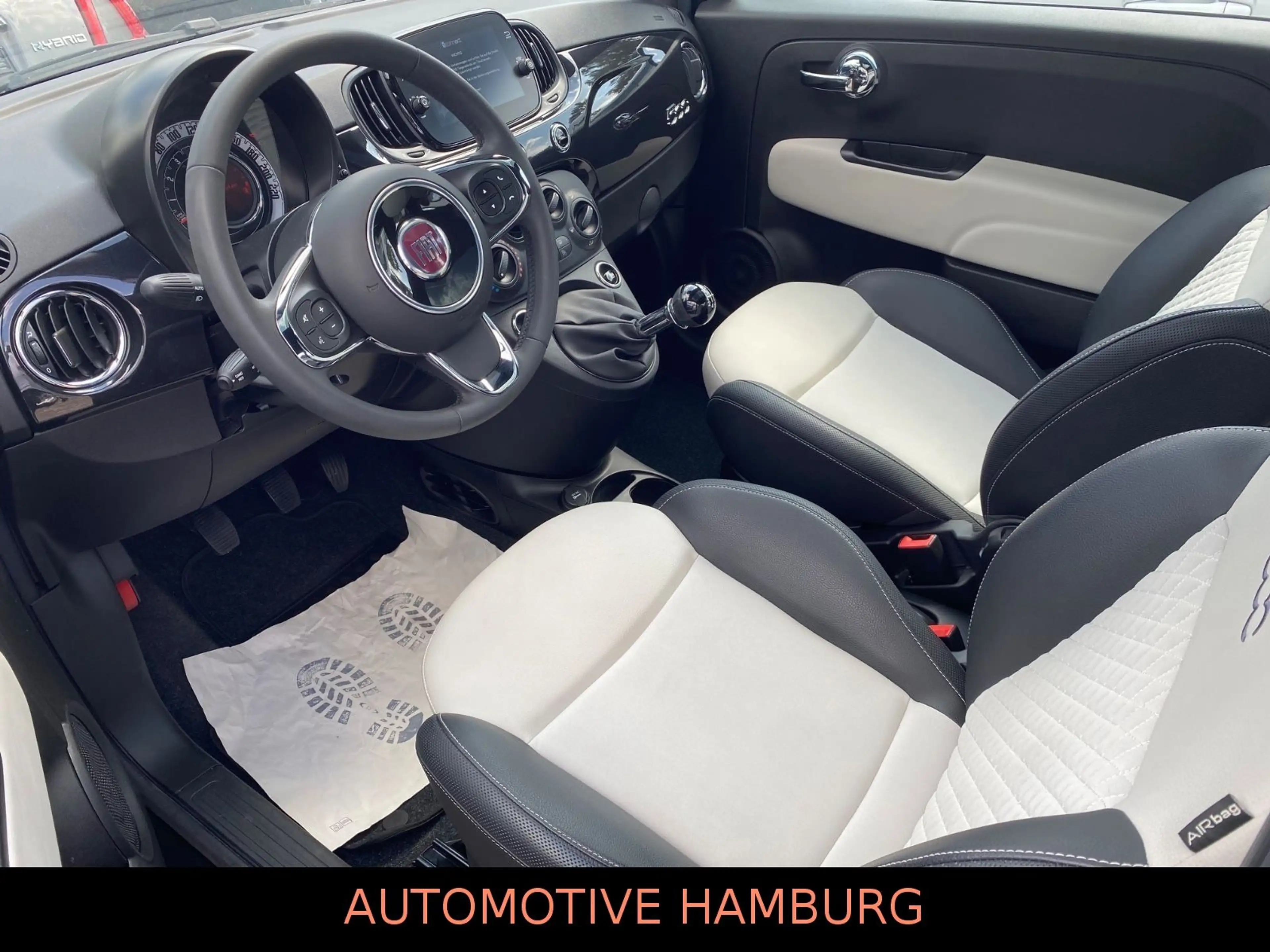 Fiat 500 *DOLCEVITA *Leder*NAVI*PDC*CarPlay*Panorama — photo 6