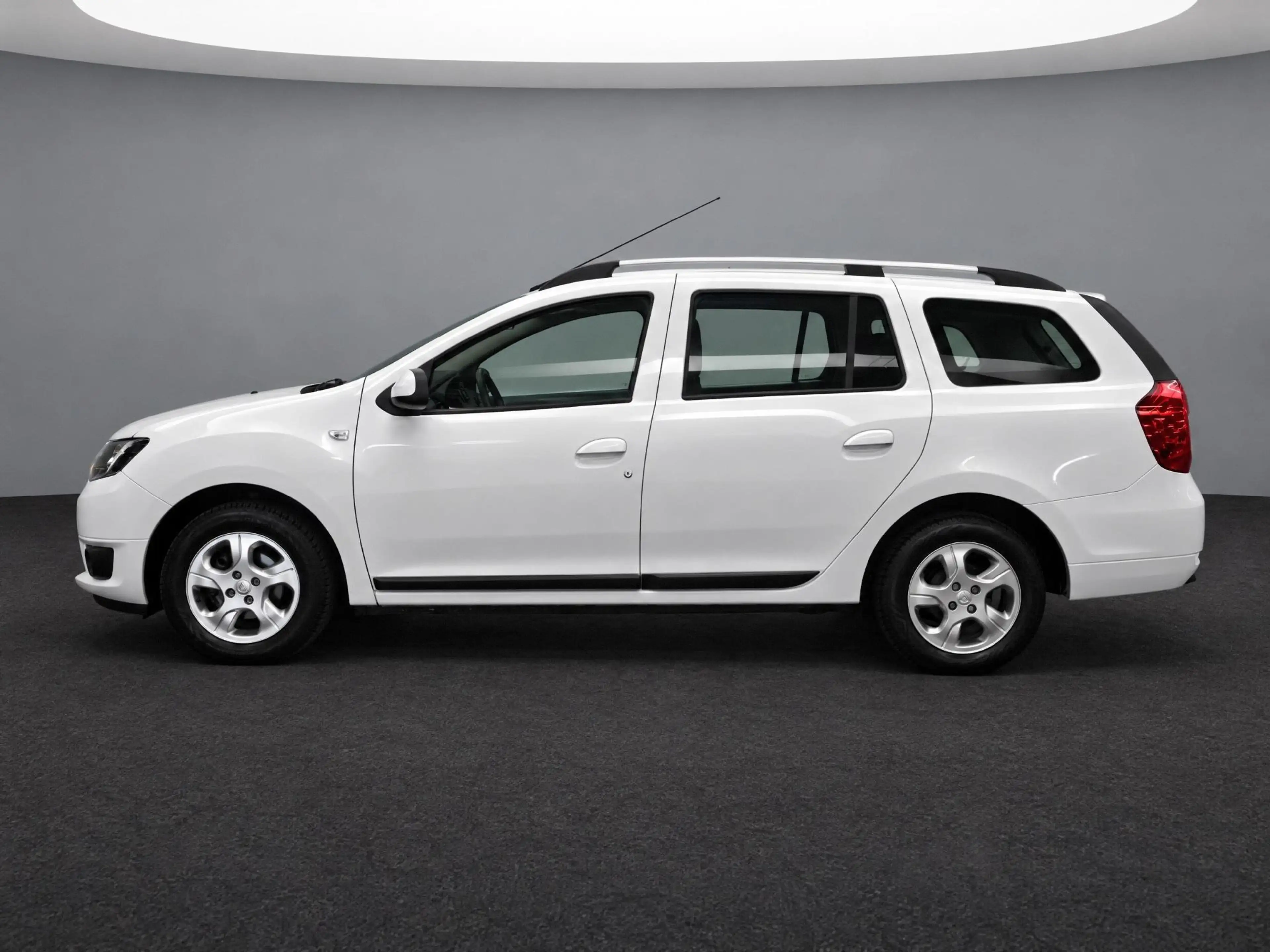 Dacia Logan MCV TCe 90 Prestige | TREKHAAK | NAVI | CRUISE CON — photo 5