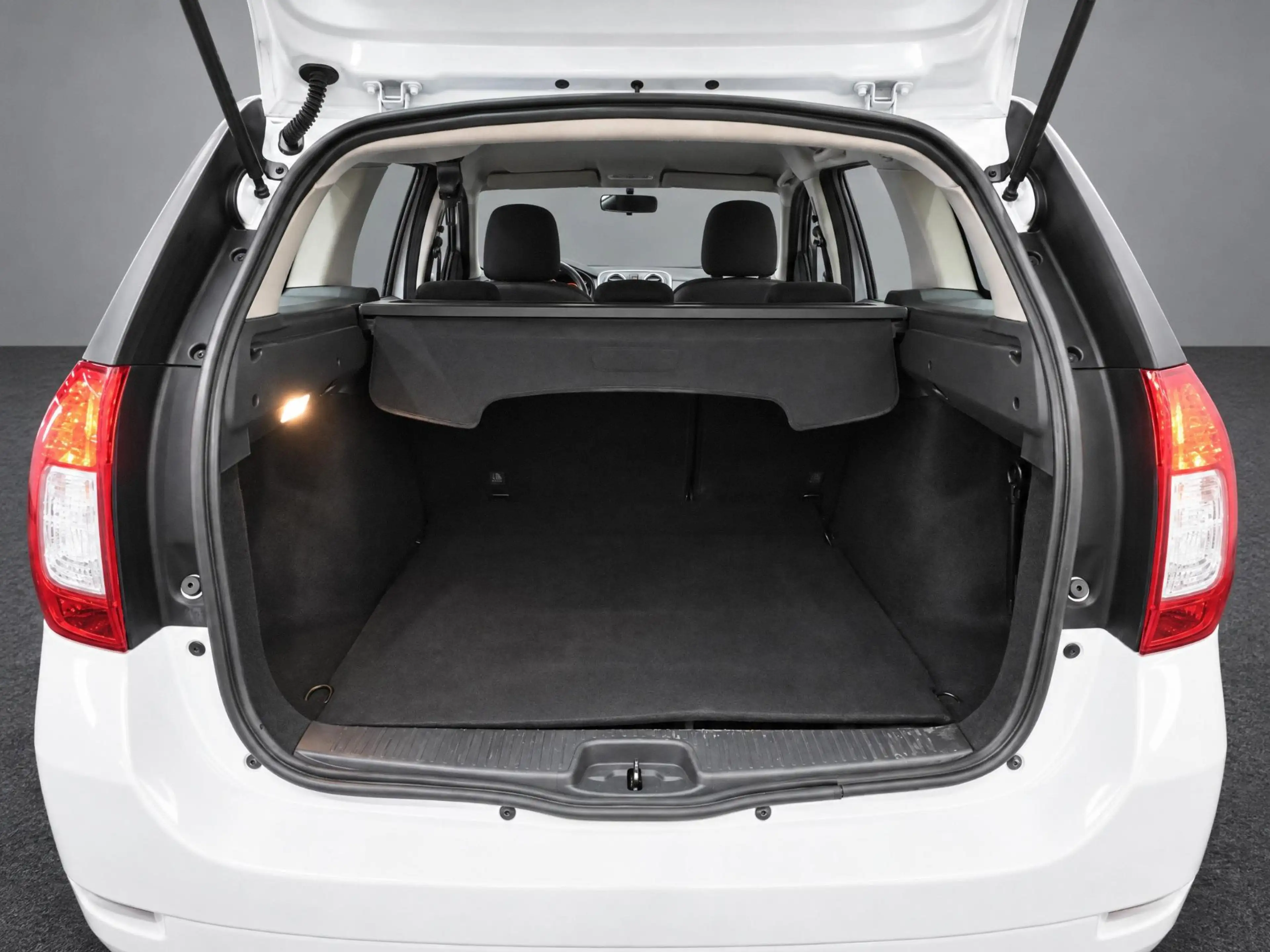 Dacia Logan MCV TCe 90 Prestige | TREKHAAK | NAVI | CRUISE CON — photo 12