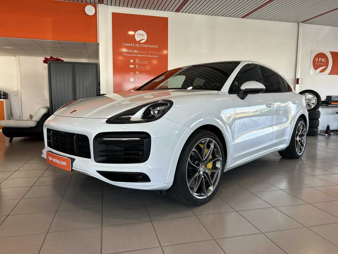 Porsche Cayenne 3.0 V6 440 ch Tiptronic BVA S Blanc - 1