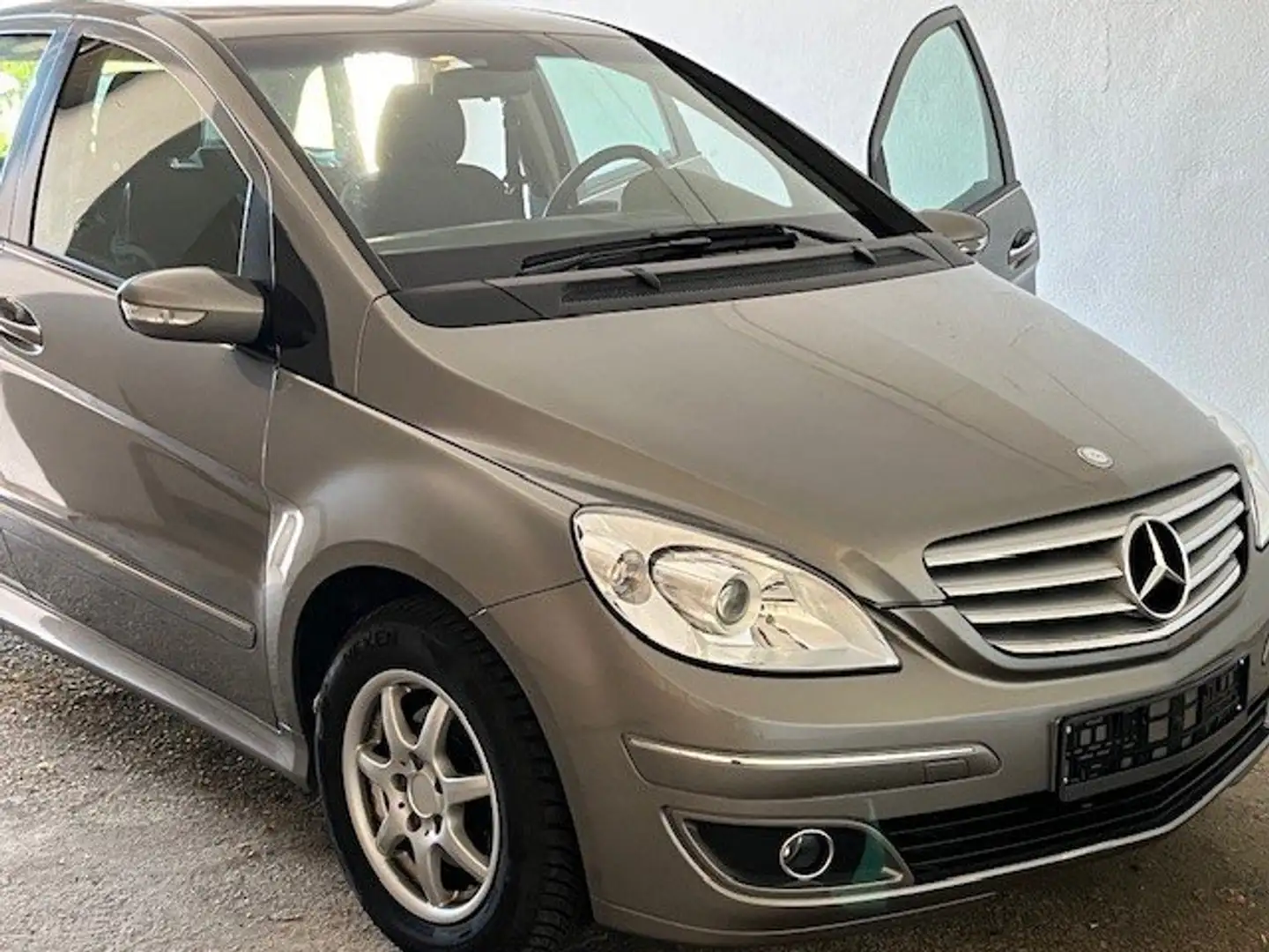 Mercedes-Benz B 170 B 170 Бронзовий - 1