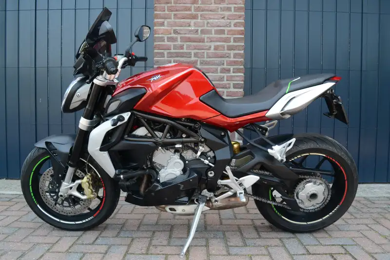 MV Agusta Brutale 800 - foto 5