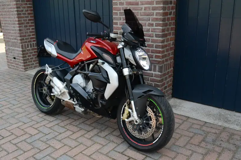 MV Agusta Brutale 800 - foto 3