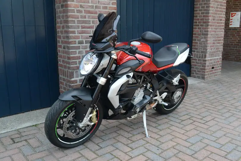 MV Agusta Brutale 800 - foto 4