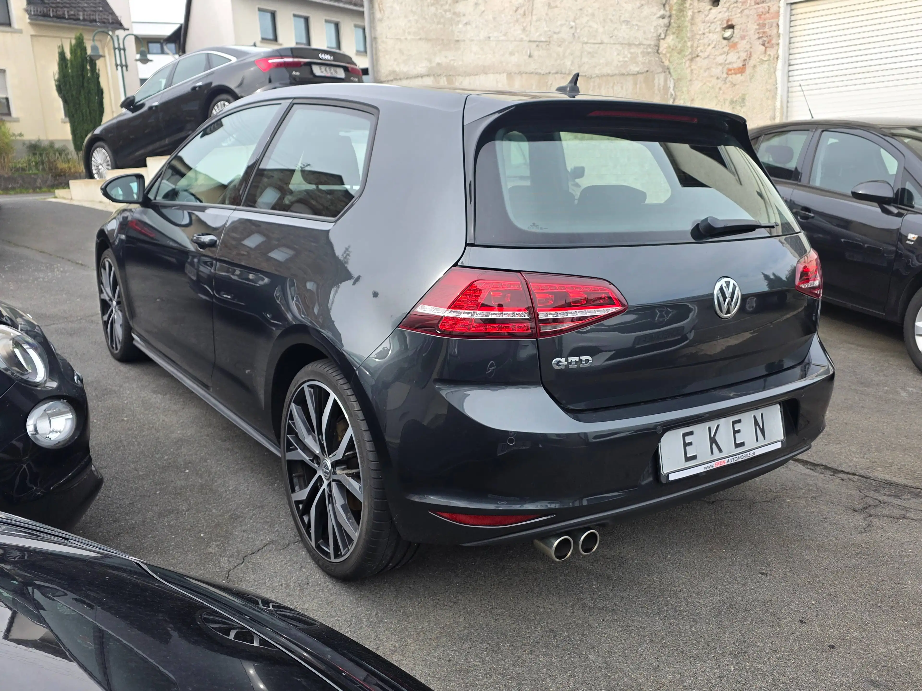 Volkswagen Golf GTD GTD BMT 2.0 TDI Top Gepflegt 1. Hand / Navi / Xenon/ 19 Zoll — photo 2