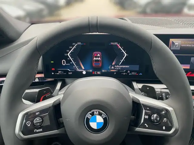 BMW M view 8