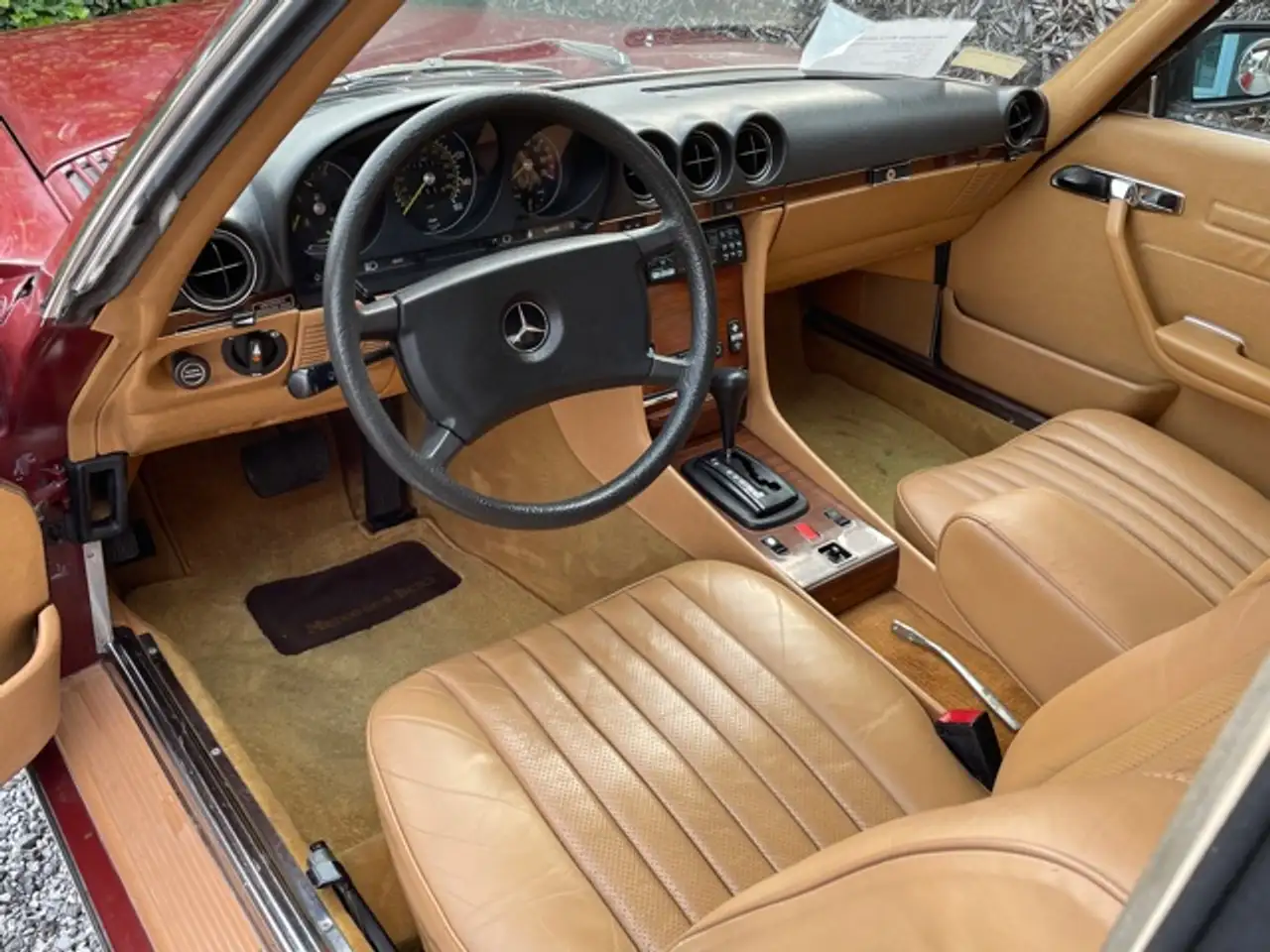 Mercedes-Benz SL 380 R107 Roadster Orient red /Leather light brown, foto 8