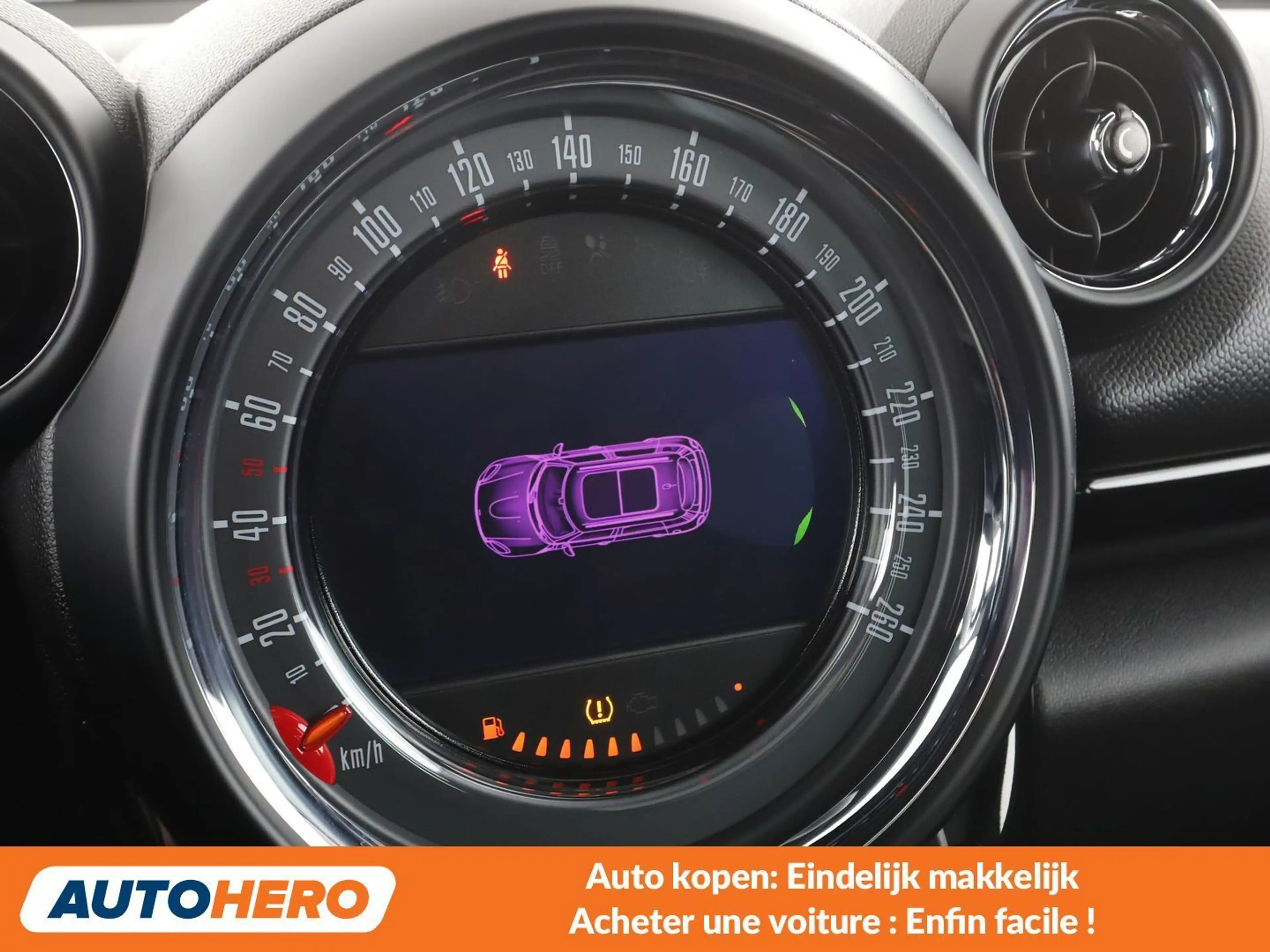 MINI Cooper D Countryman Cooper D — photo 10