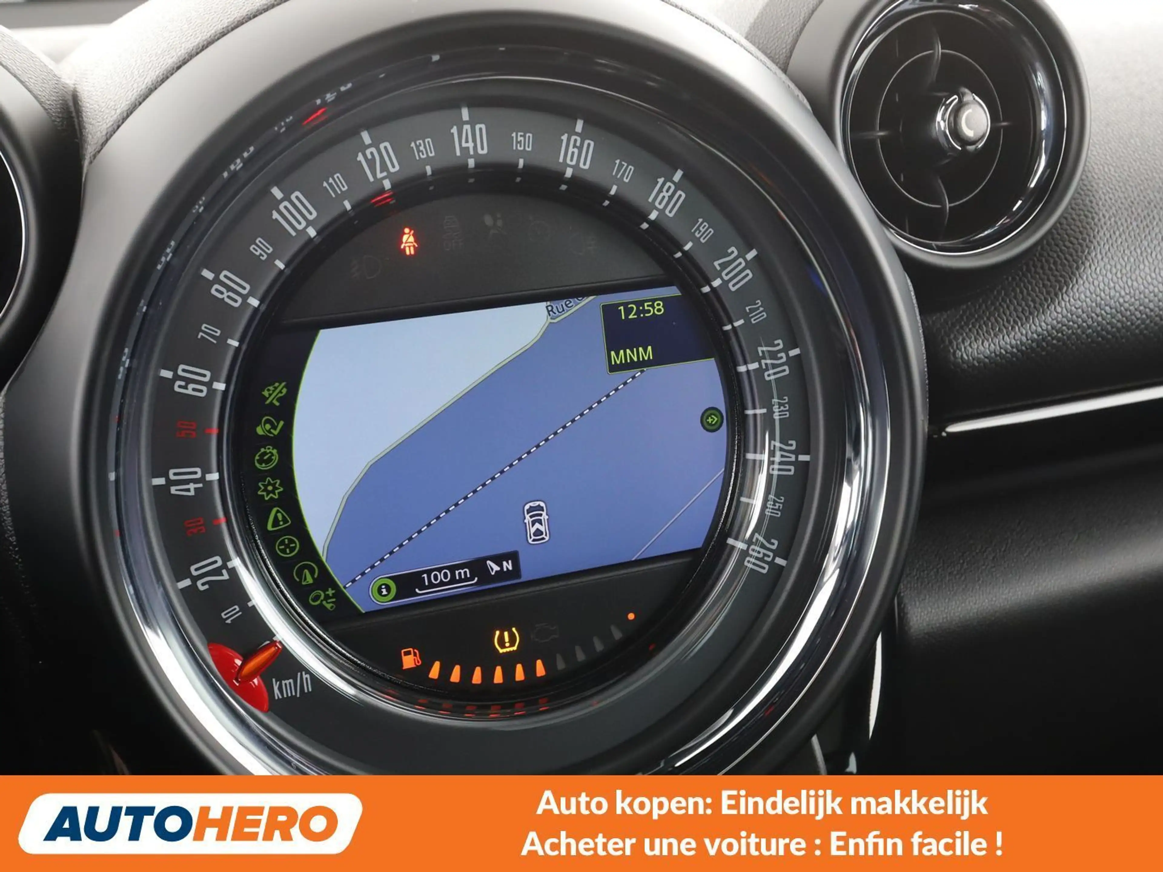 MINI Cooper D Countryman Cooper D — photo 9