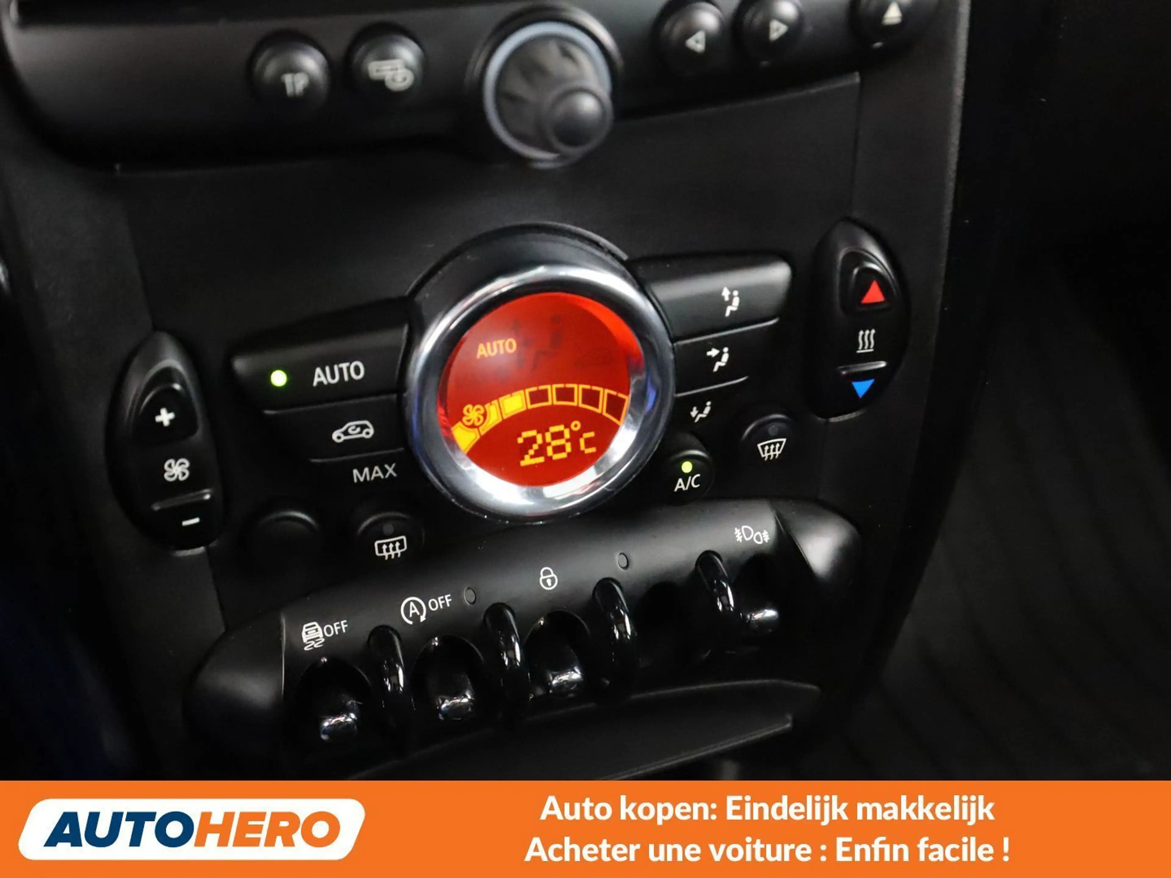 MINI Cooper D Countryman Cooper D — photo 12