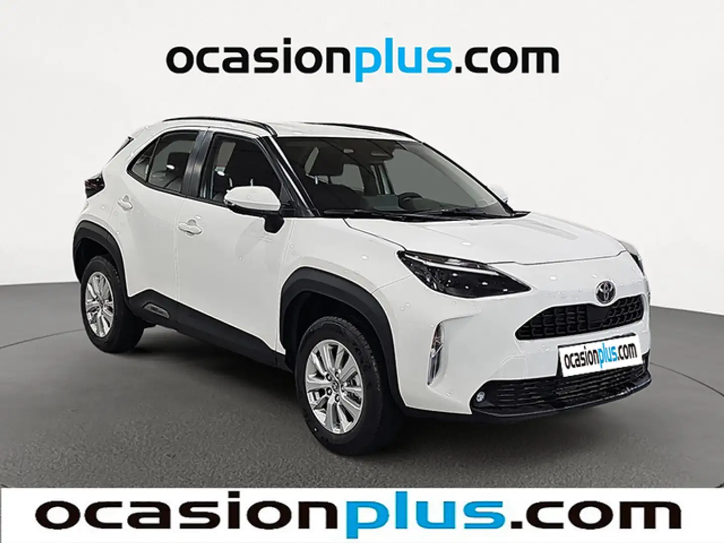 Toyota Yaris Cross 120H Business Plus Wit - 2