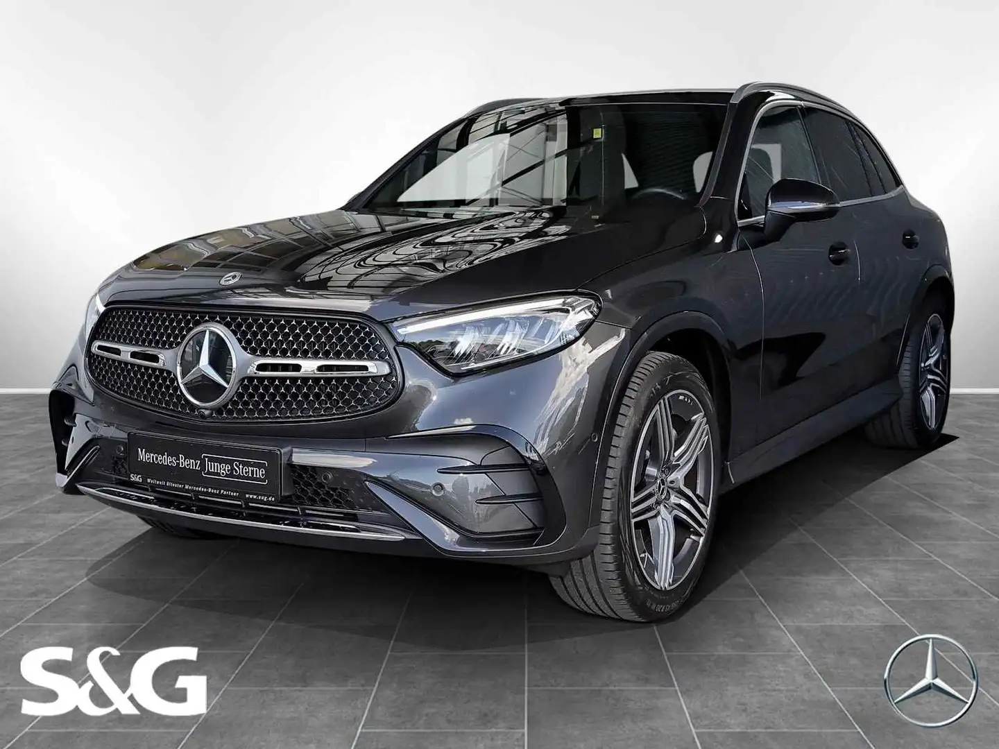 Mercedes-Benz GLC 200 4M AMG AHK+20+MEMORY+DISTRONIC+BURMESTER Grau - 1