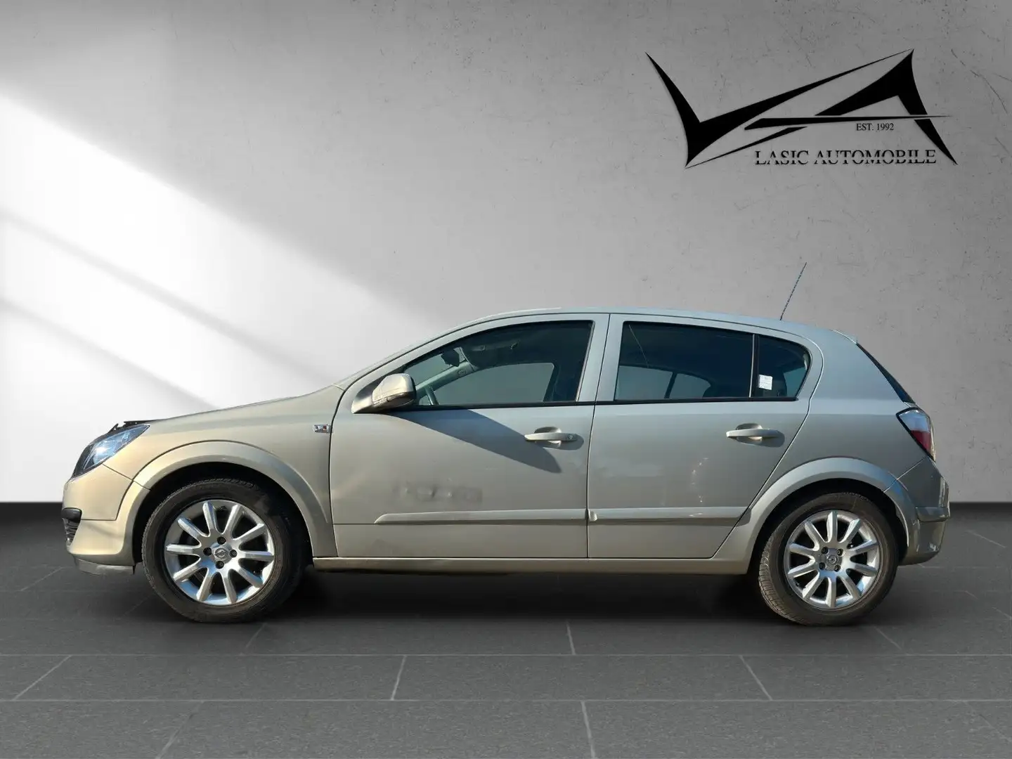 Opel Astra H Lim. Edition 1.6 original 36000 km - 2