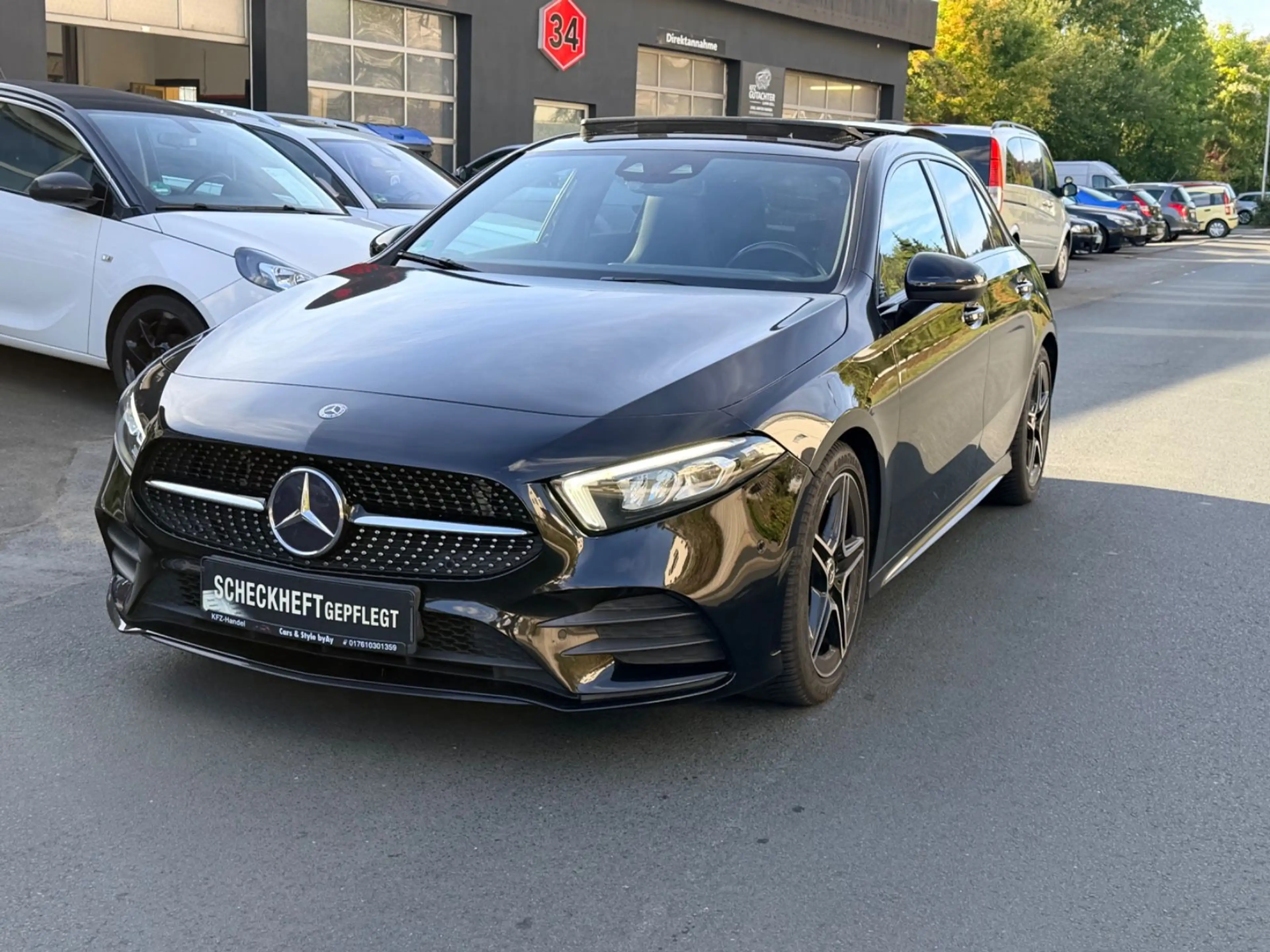 Mercedes-Benz A 200 AMG Line Autom/Pano/LED Perfor./Night-Pak.
