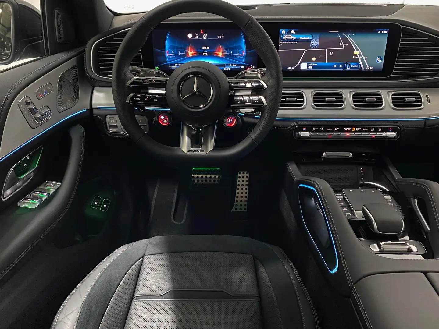 Mercedes-Benz GLE 53 AMG Hybrid 4MATIC+ Night Edition Premium Plus Panodak Schwarz - 2