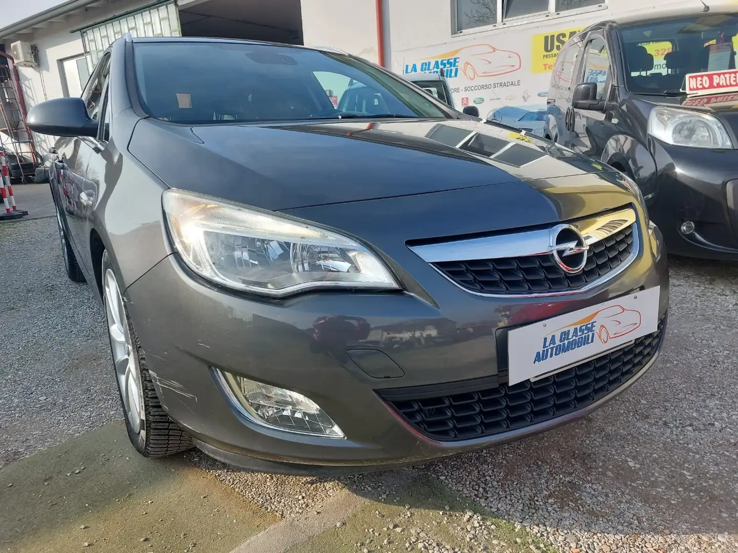 Opel Astra Astra Sports Tourer 1.7 cdti Cosmo 125cv Marrone - 1