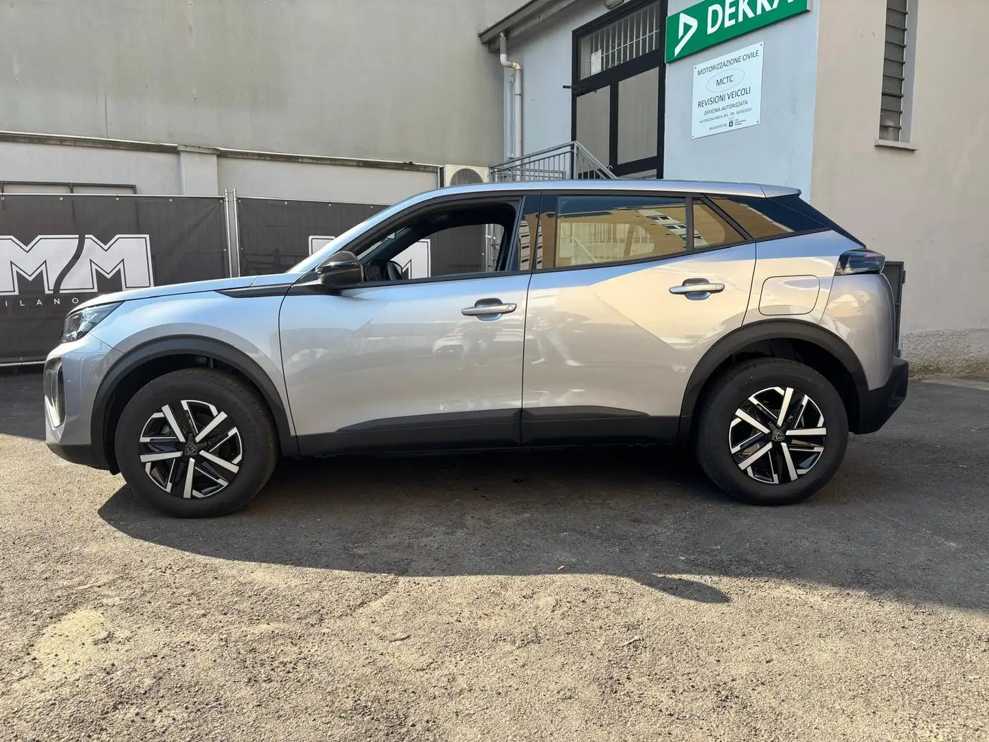 Peugeot 2008 1.2 puretech Active s Argent - 2