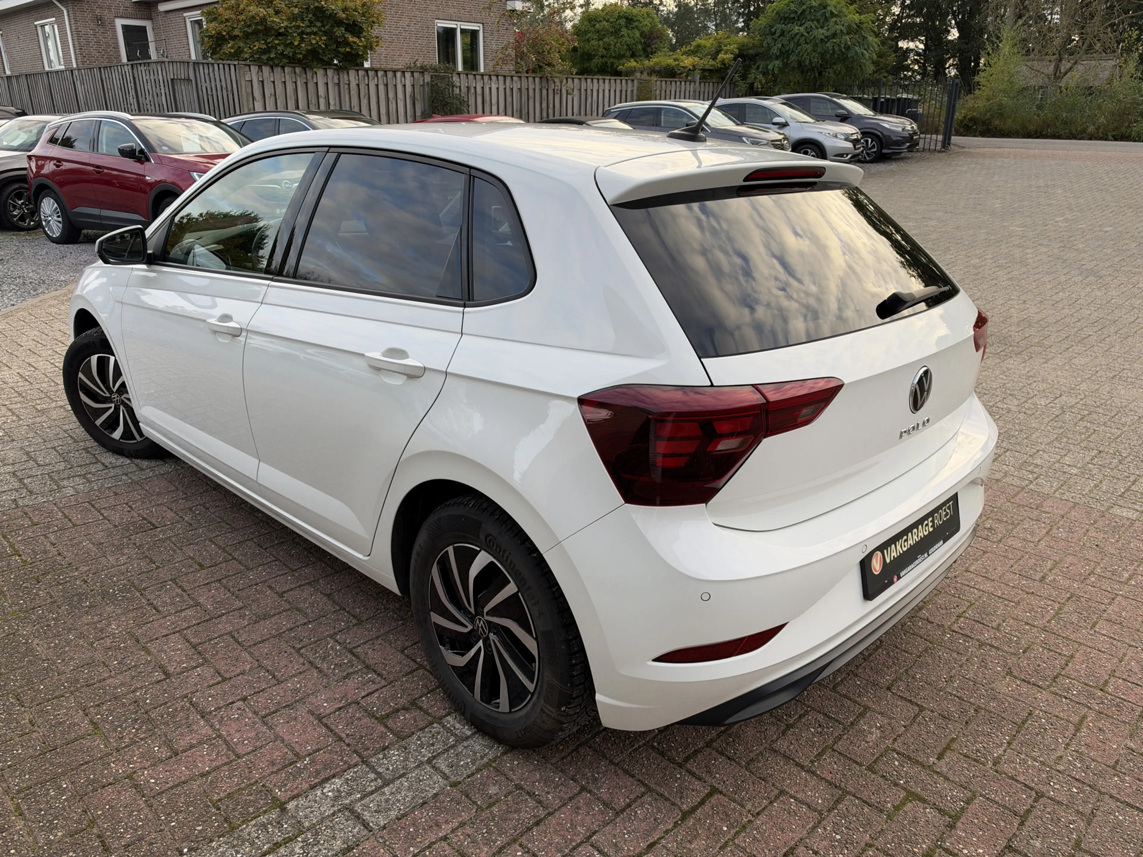 Volkswagen Polo 5DRS 1.0 TSI Life Carplay / Parkeersensors / Full — photo 3