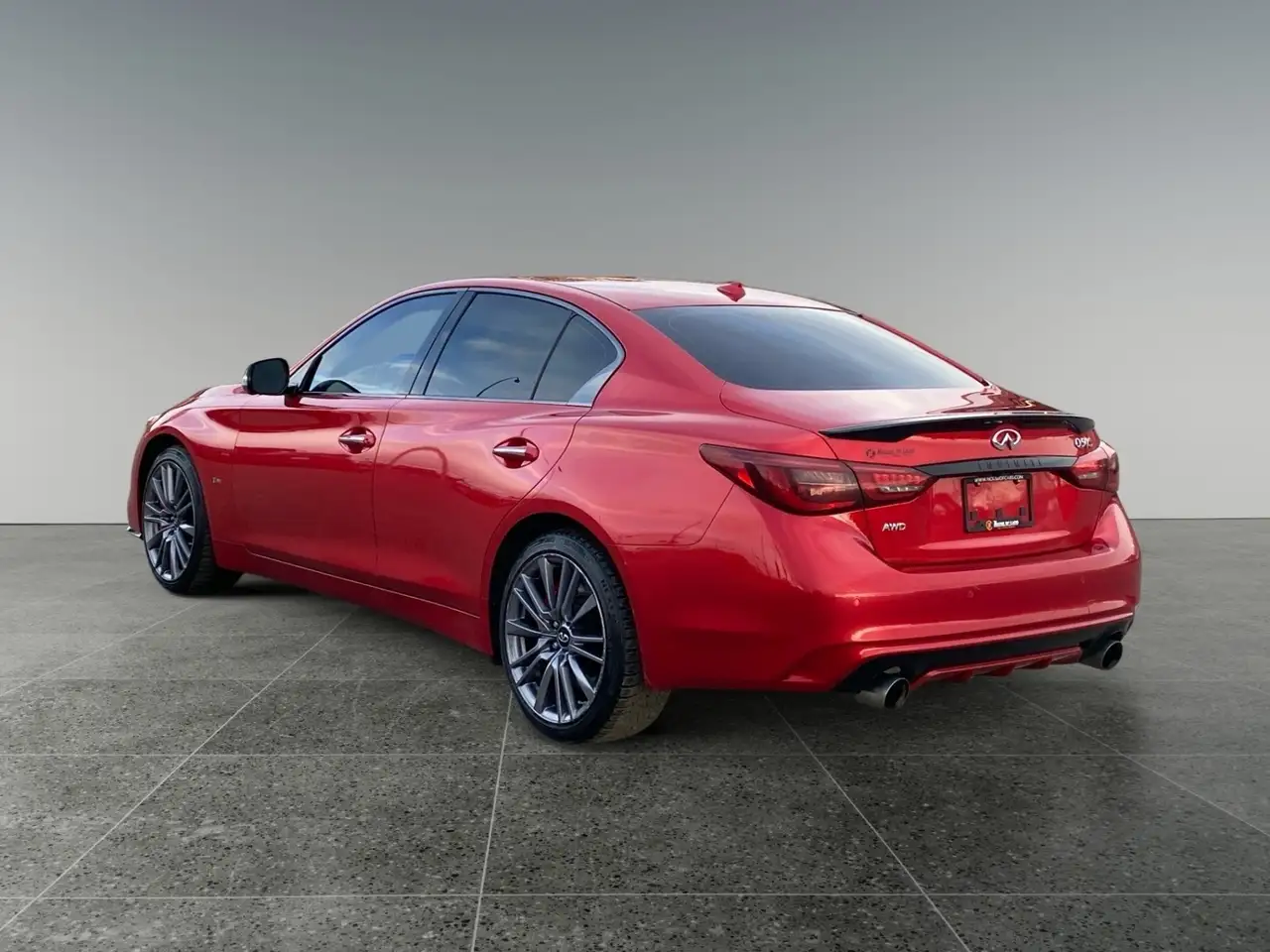 Infiniti Q50 снимка Infiniti Q50