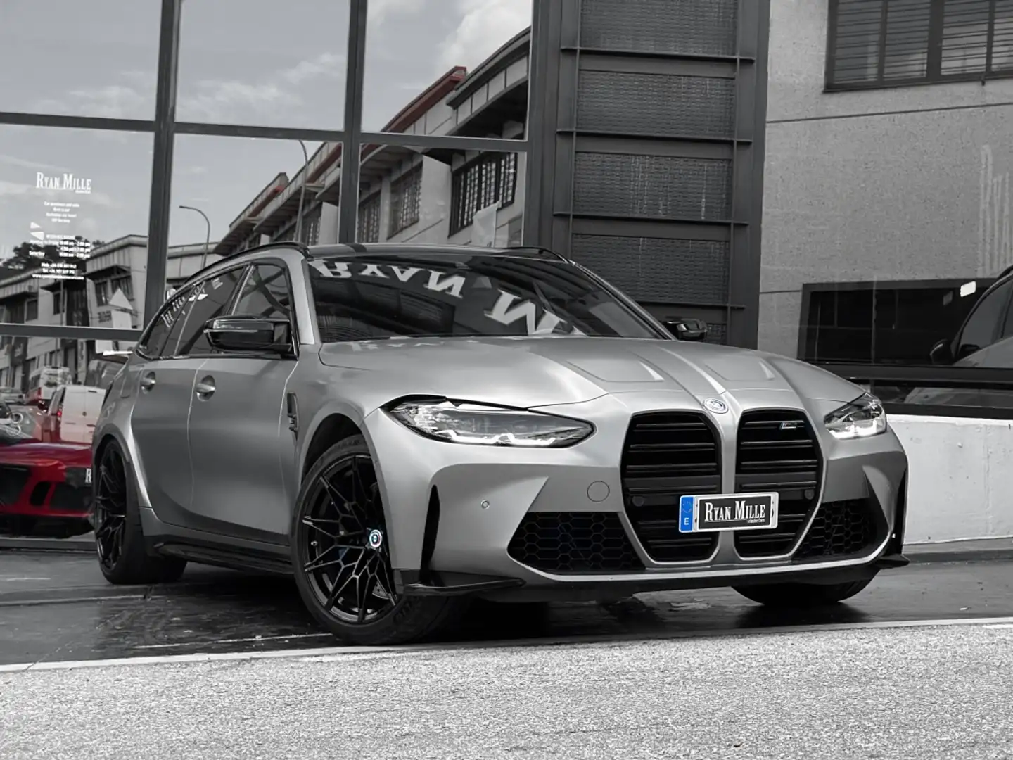 BMW M3 Competition Touring MxDrive Gris - 1