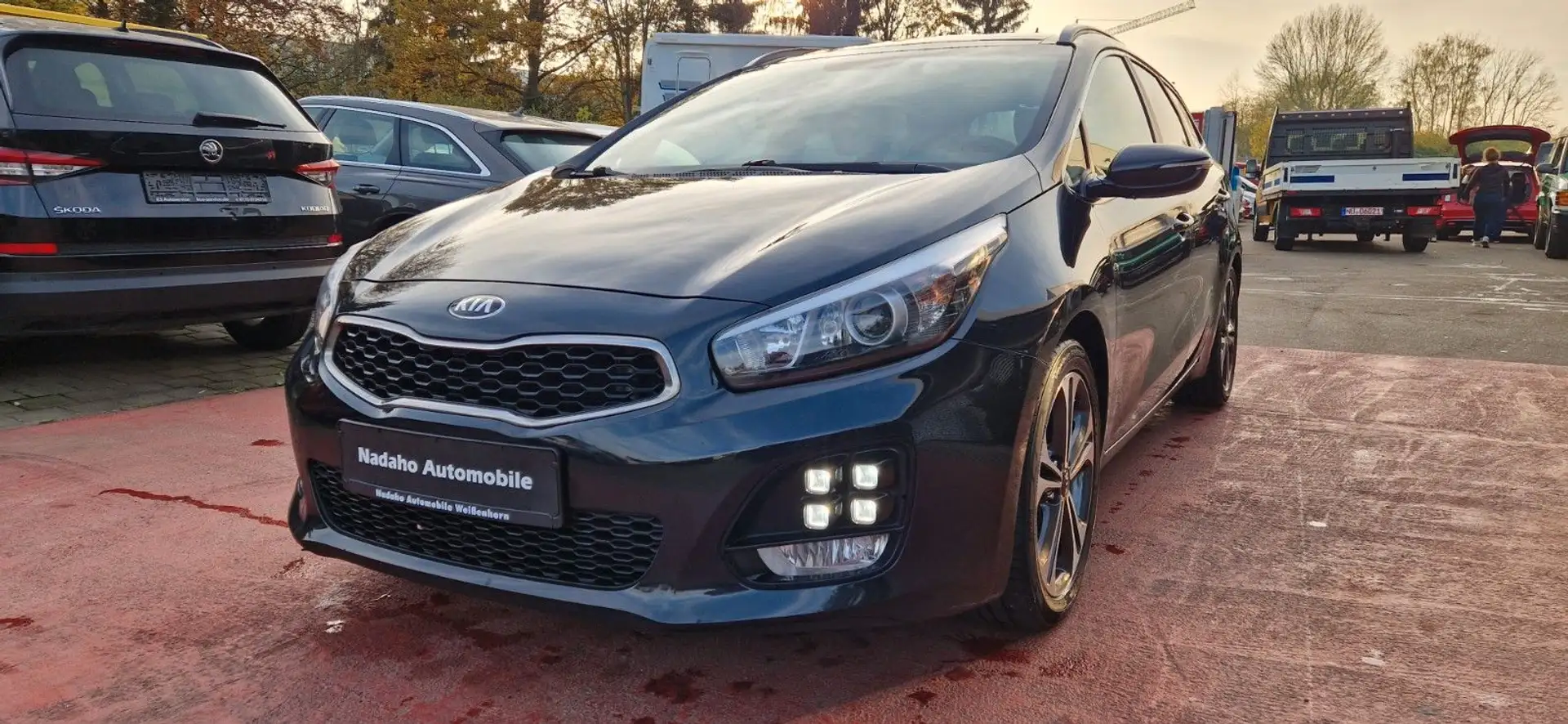 Kia Ceed SW / cee'd SW cee'd 1.6 CRDi GT-Line Pano/Kamera/2.Hand Schwarz - 1