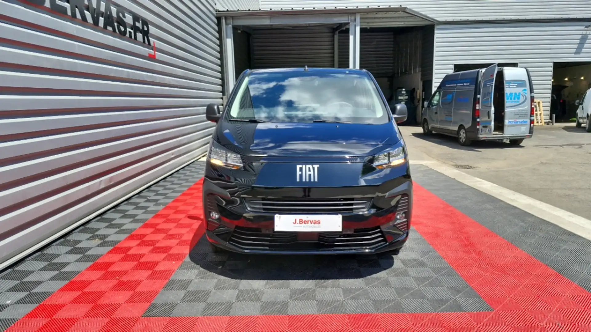 Fiat Scudo CABINE APPROFONDIE Taille XL BlueHDI 180 S&amp;S E Noir - 2