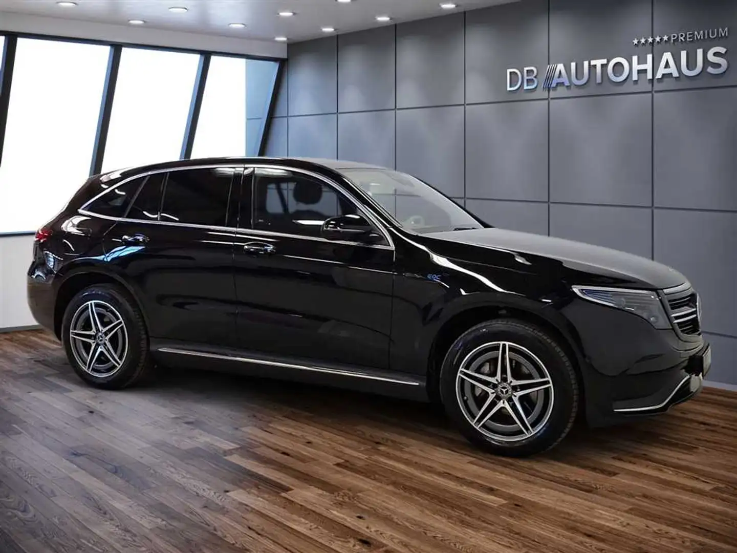 Mercedes-Benz EQC 400 AMG Line 4MATIC Czarny - 2