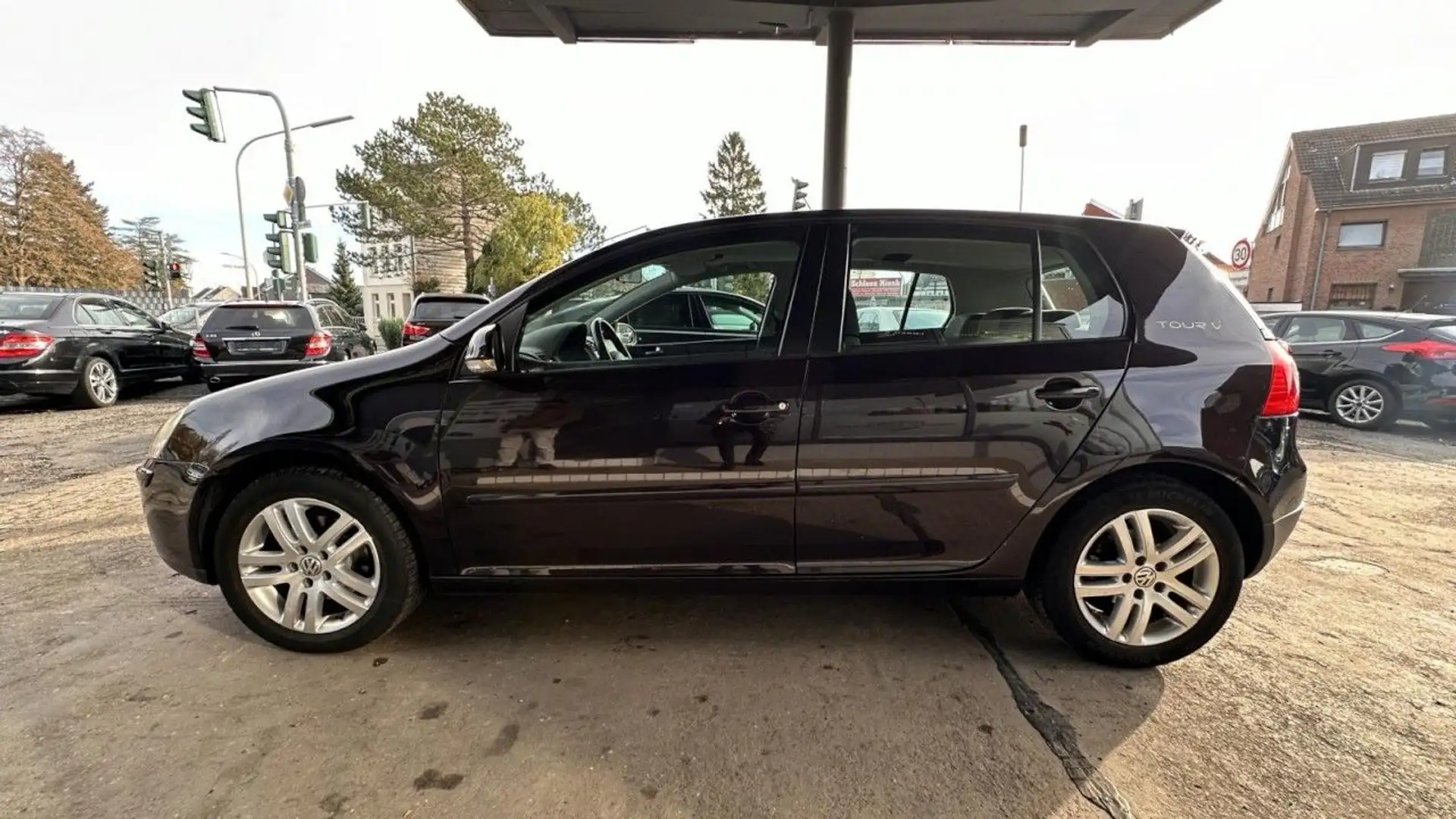 Volkswagen Golf V Lim. Tour*Ahk*Shz*Klima*Tempo*Alus*5-Türe - 2