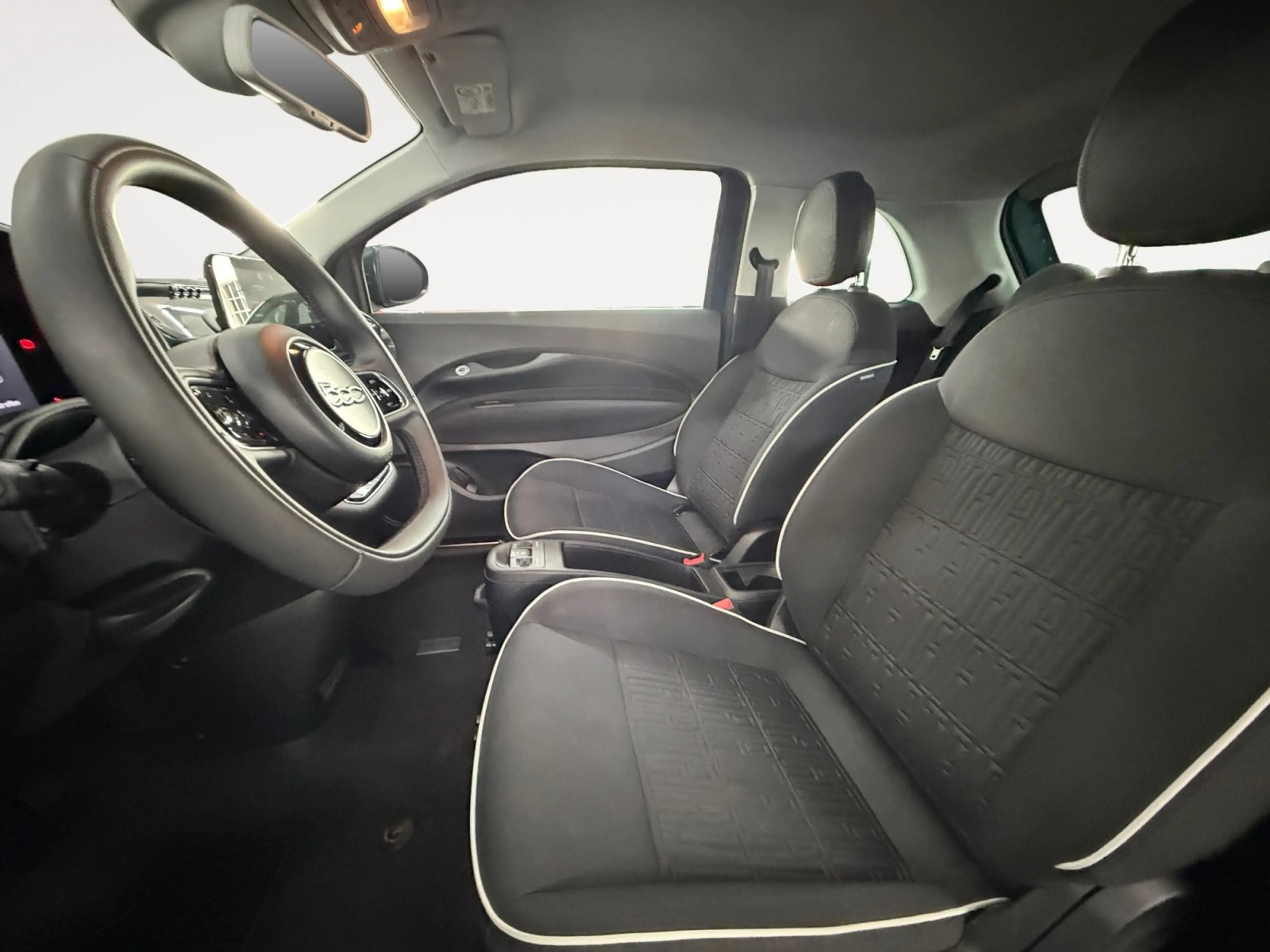 Fiat 500e 500 e Base Klimaautomatik, Keyless, Allwetter — photo 10