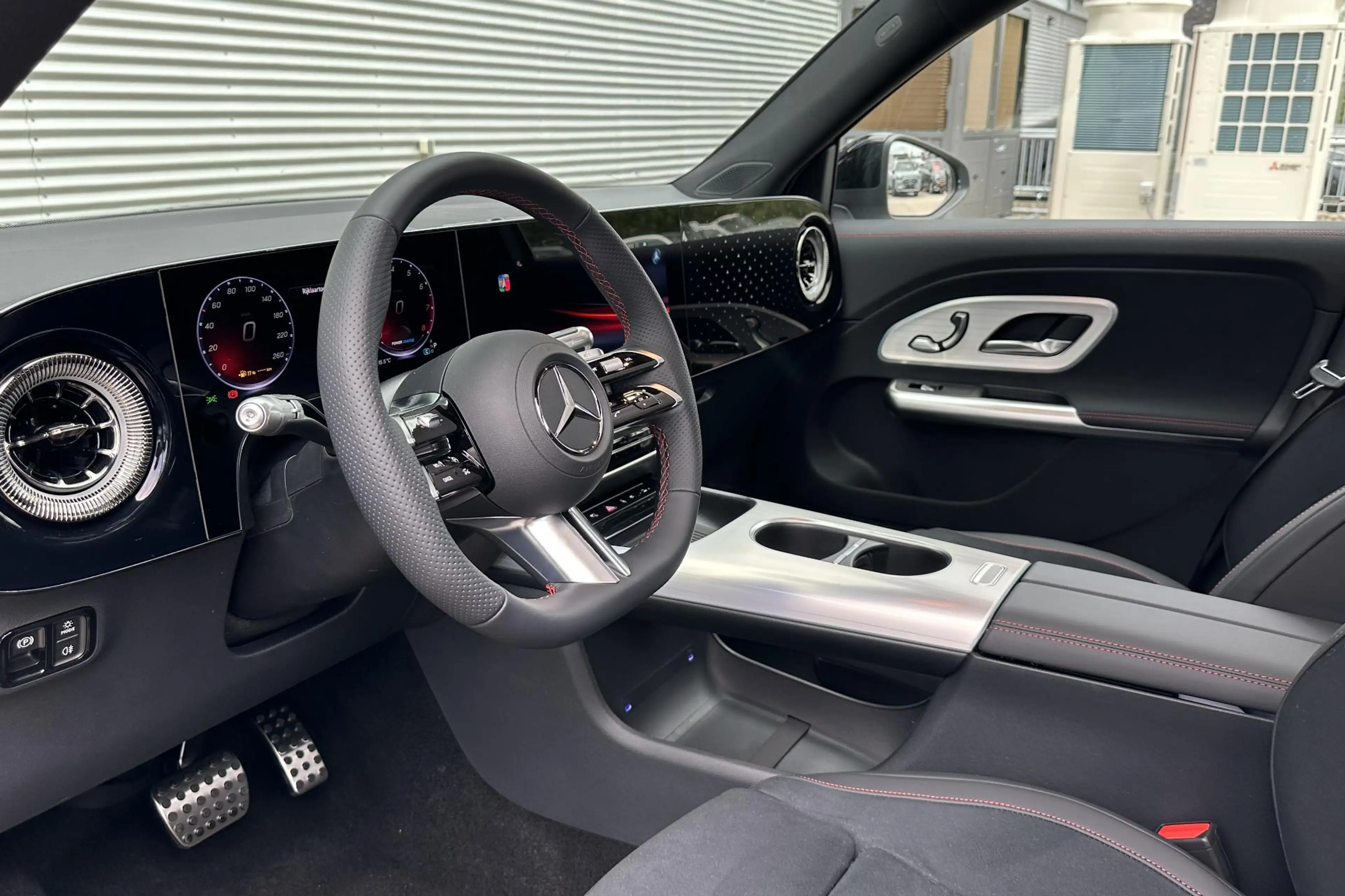 Mercedes-Benz GLB 200 GLB Automaat Business Solution AMG | MANUFAKTUR | — photo 9