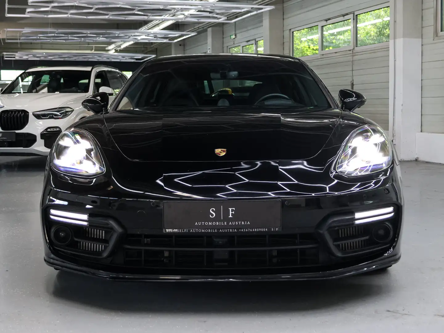 Porsche Panamera Porsche Panamera 4 E-Hybrid  Sport Design Schwarz - 2