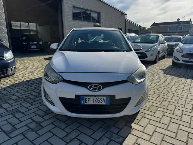 Hyundai i20 i20 5p 1.2 Sound Edition