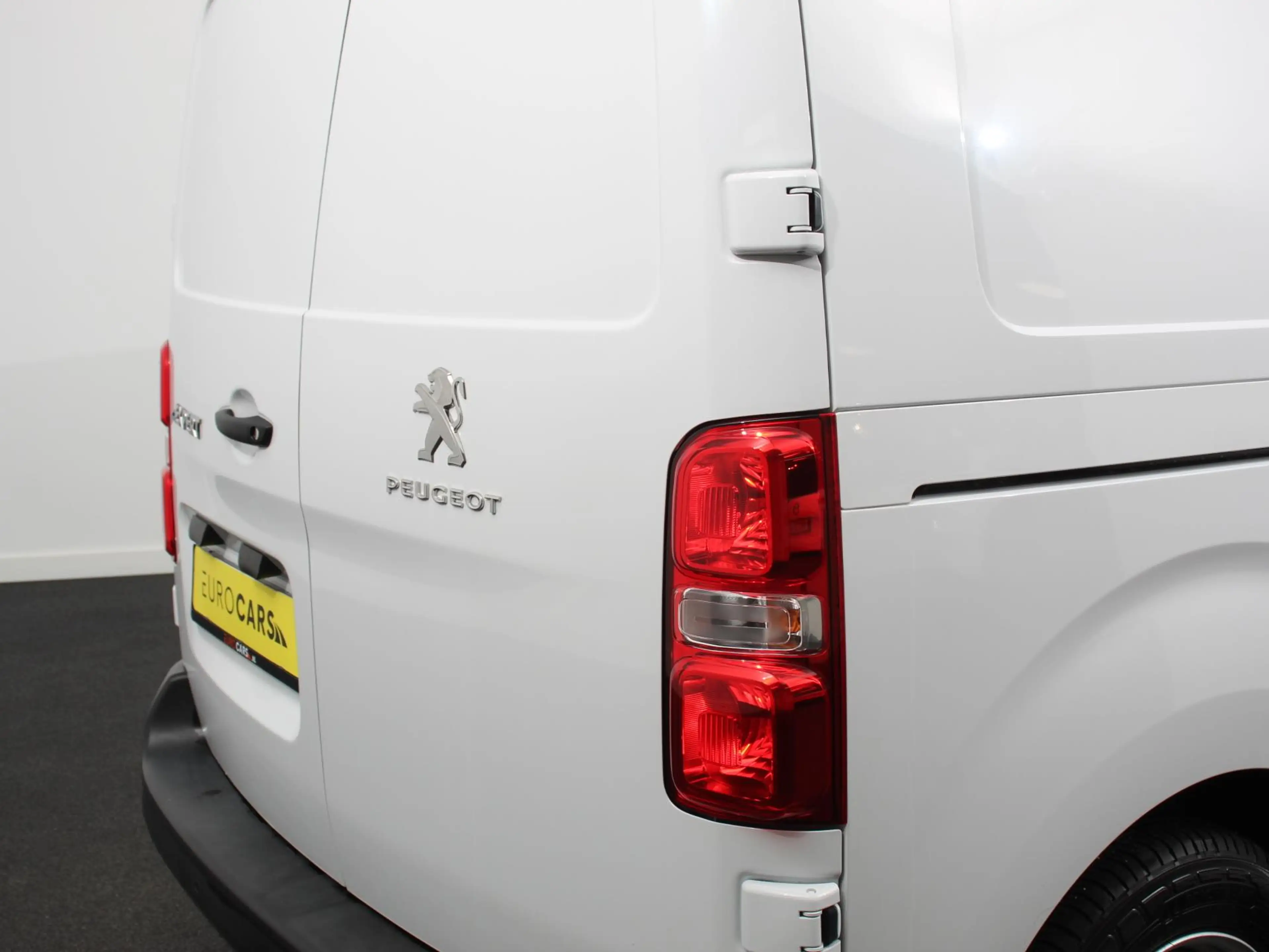 Peugeot e-Expert EV L2 75 kWh | 3p | Automatische Airco | Multimedi — photo 28